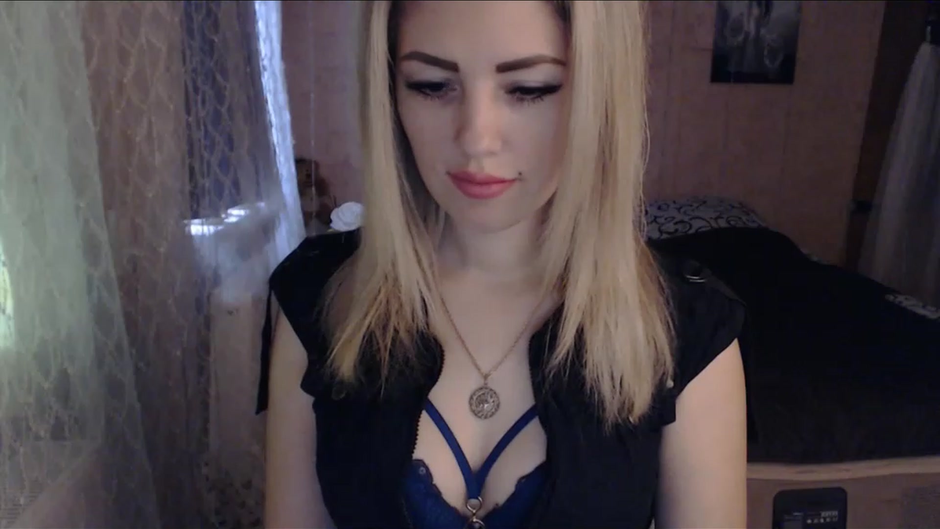 Gallery image thumbnail from SabineW's myfreecams stream on, 02/25/2023, 12:29 image 18 of 20