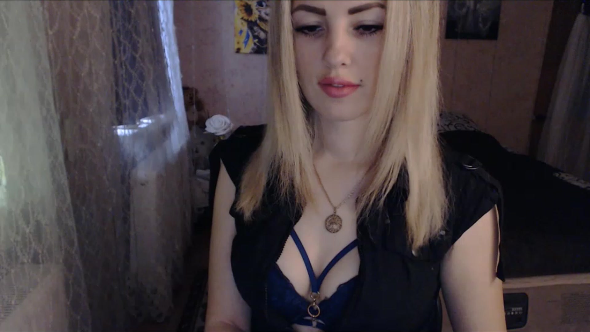 Gallery image thumbnail from SabineW's myfreecams stream on, 02/25/2023, 13:33 image 15 of 20