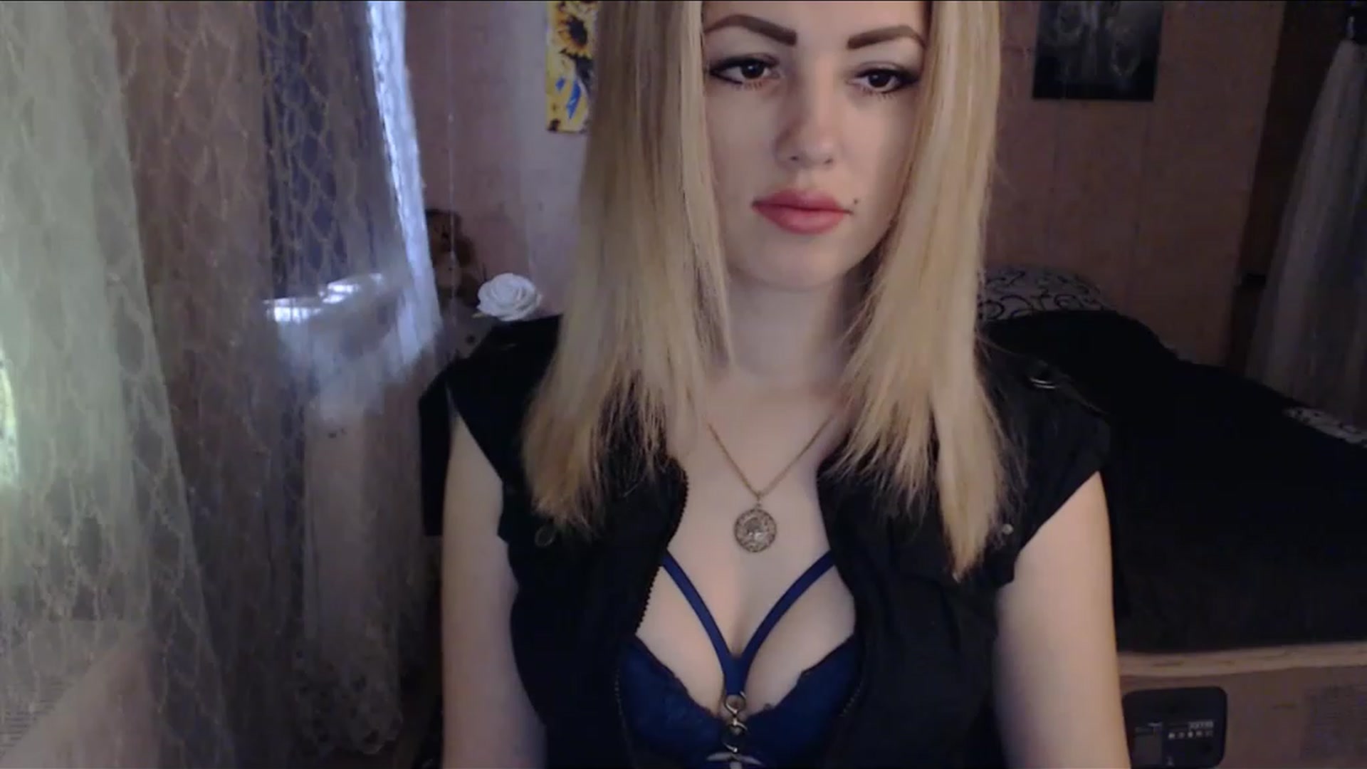 Gallery image thumbnail from SabineW's myfreecams stream on, 02/25/2023, 13:33 image 3 of 20