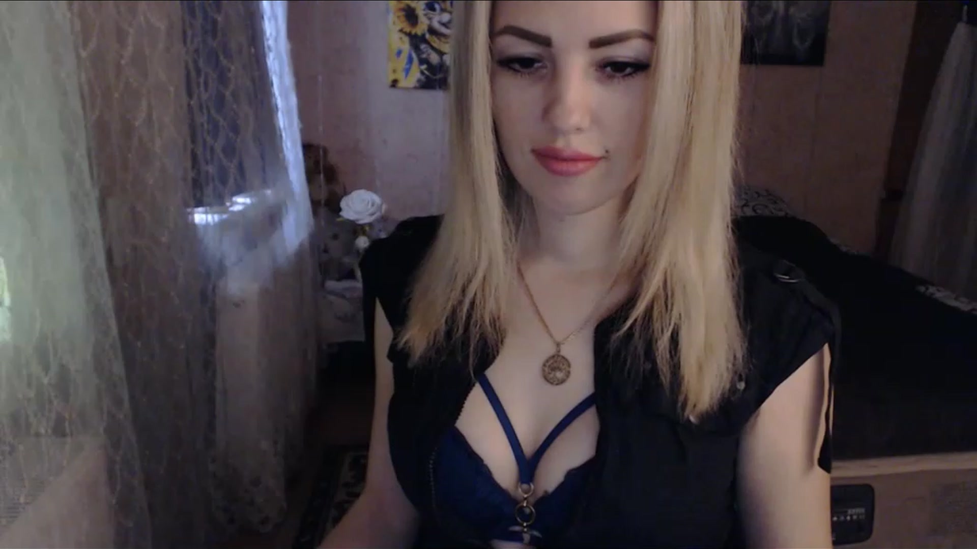 Gallery image thumbnail from SabineW's myfreecams stream on, 02/25/2023, 13:33 image 10 of 20