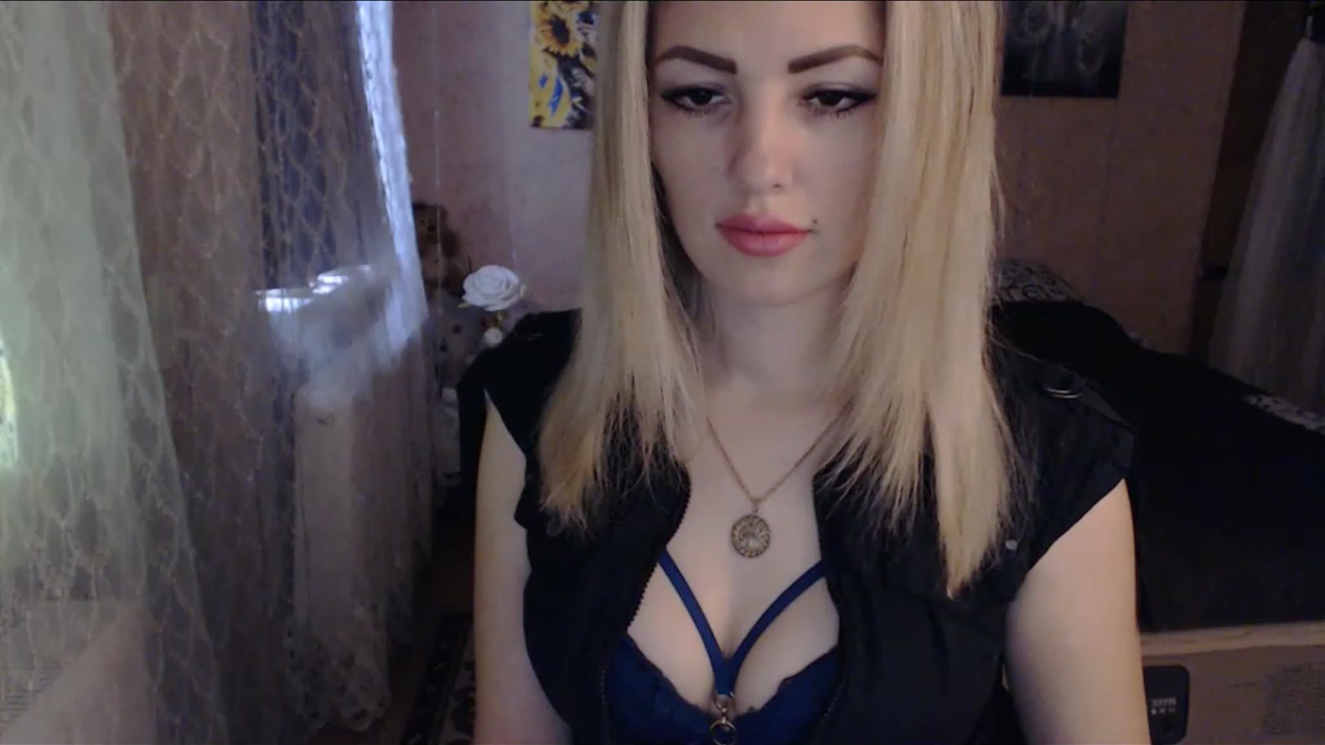 Gallery image thumbnail from SabineW's myfreecams stream on, 02/25/2023, 13:33 image 2 of 20
