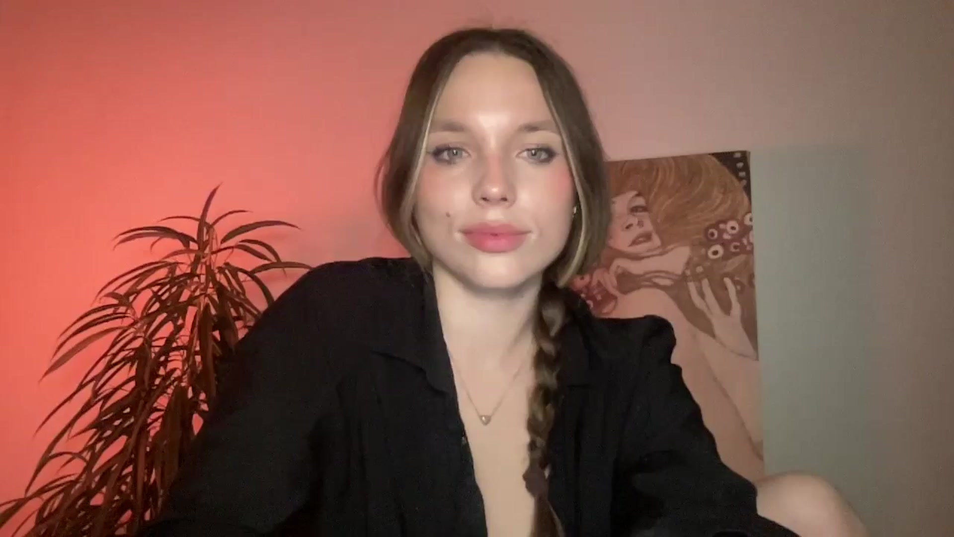 Gallery image thumbnail from SabrinaGolden's myfreecams stream on, 09/28/2024, 19:54 image 14 of 20