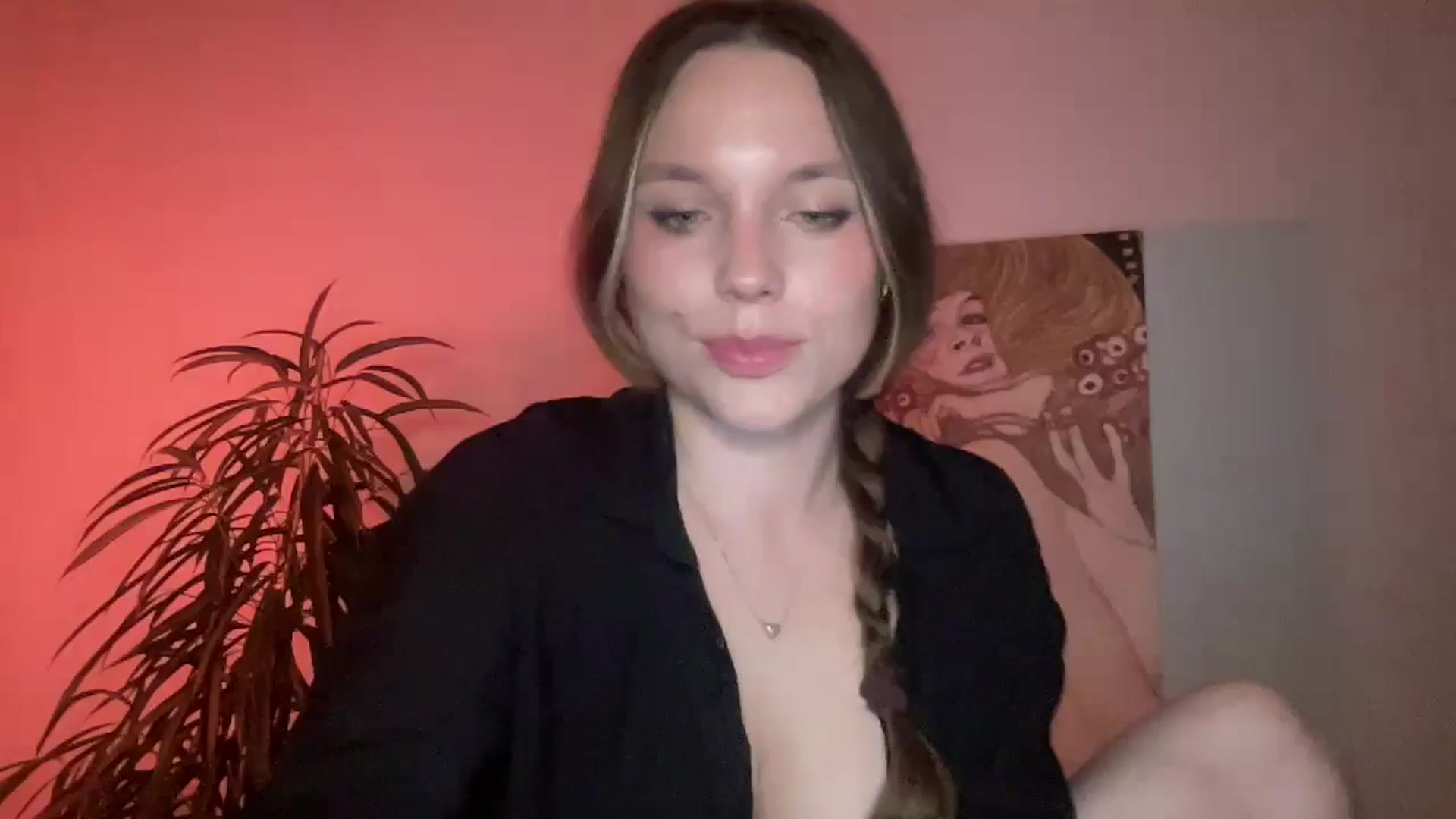Gallery image thumbnail from SabrinaGolden's myfreecams stream on, 09/28/2024, 19:54 image 10 of 20