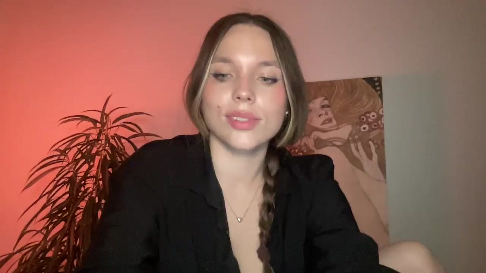 Gallery image thumbnail from SabrinaGolden's myfreecams stream on, 09/28/2024, 19:54 image 15 of 20