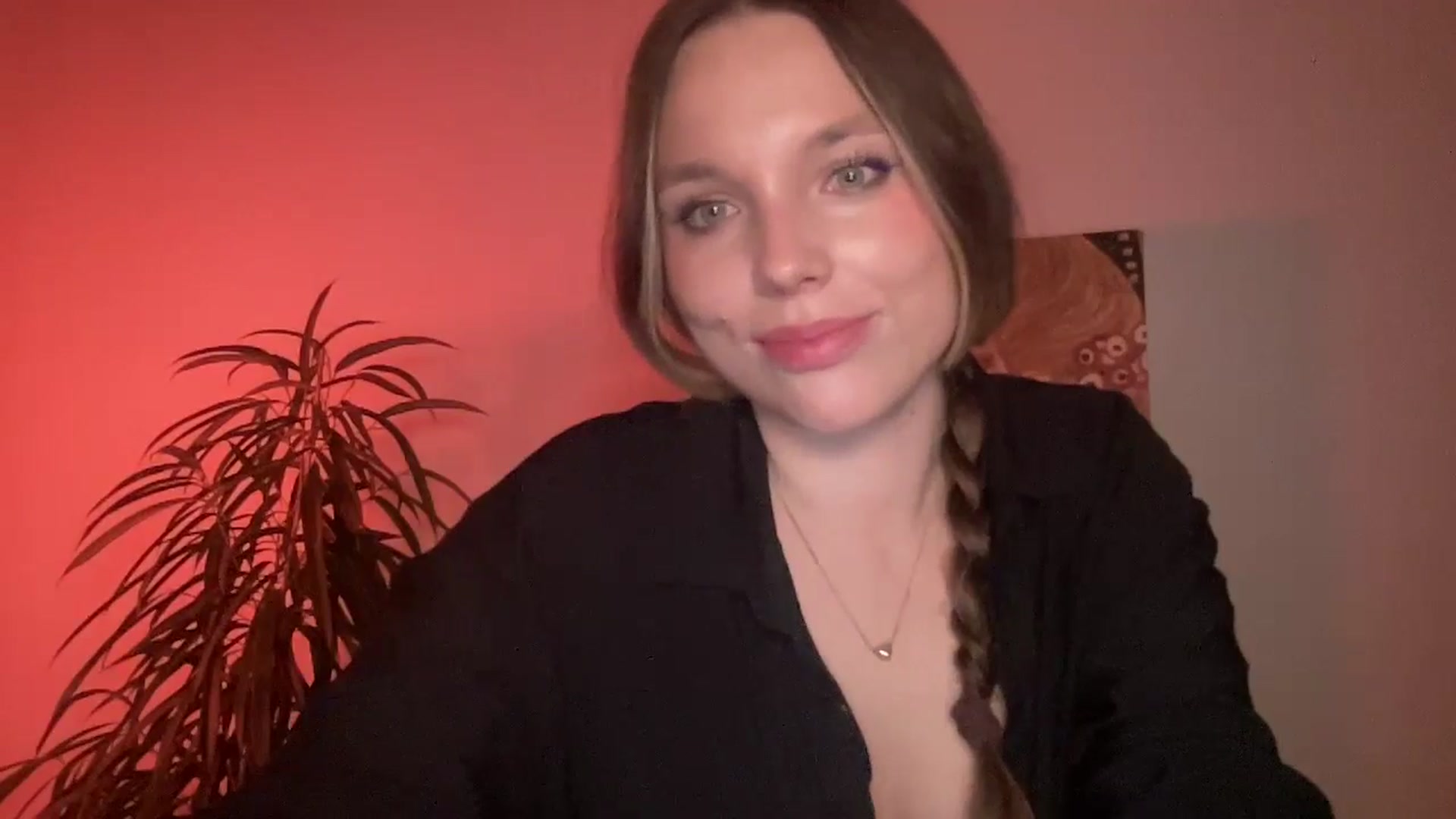 Gallery image thumbnail from SabrinaGolden's myfreecams stream on, 09/28/2024, 19:54 image 7 of 20