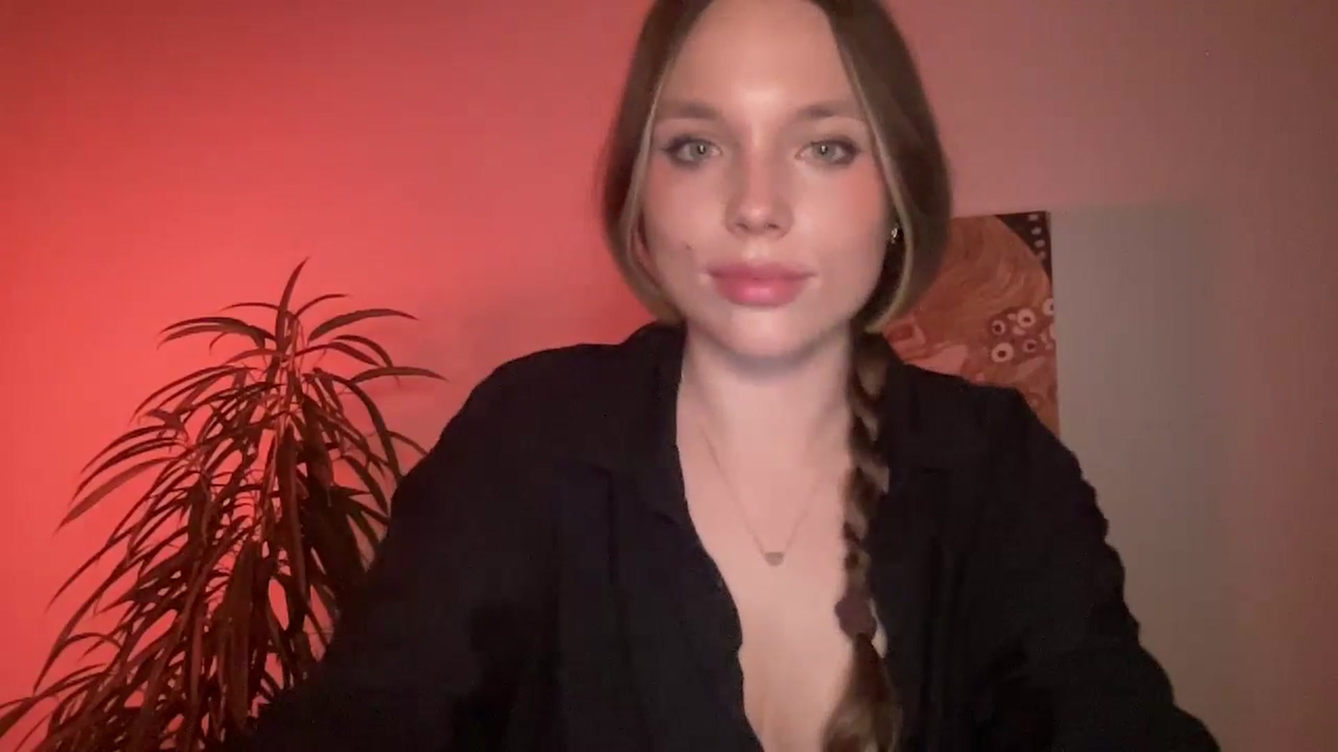 Gallery image thumbnail from SabrinaGolden's myfreecams stream on, 09/28/2024, 19:54 image 6 of 20