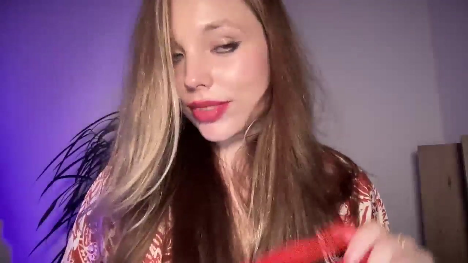 Gallery image thumbnail from SabrinaGolden's myfreecams stream on, 09/01/2025, 24:49 image 20 of 20