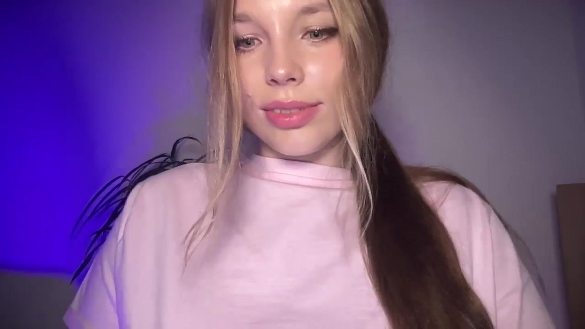 Gallery image thumbnail from SabrinaGolden's myfreecams stream on, 09/06/2025, 21:35 image 20 of 20