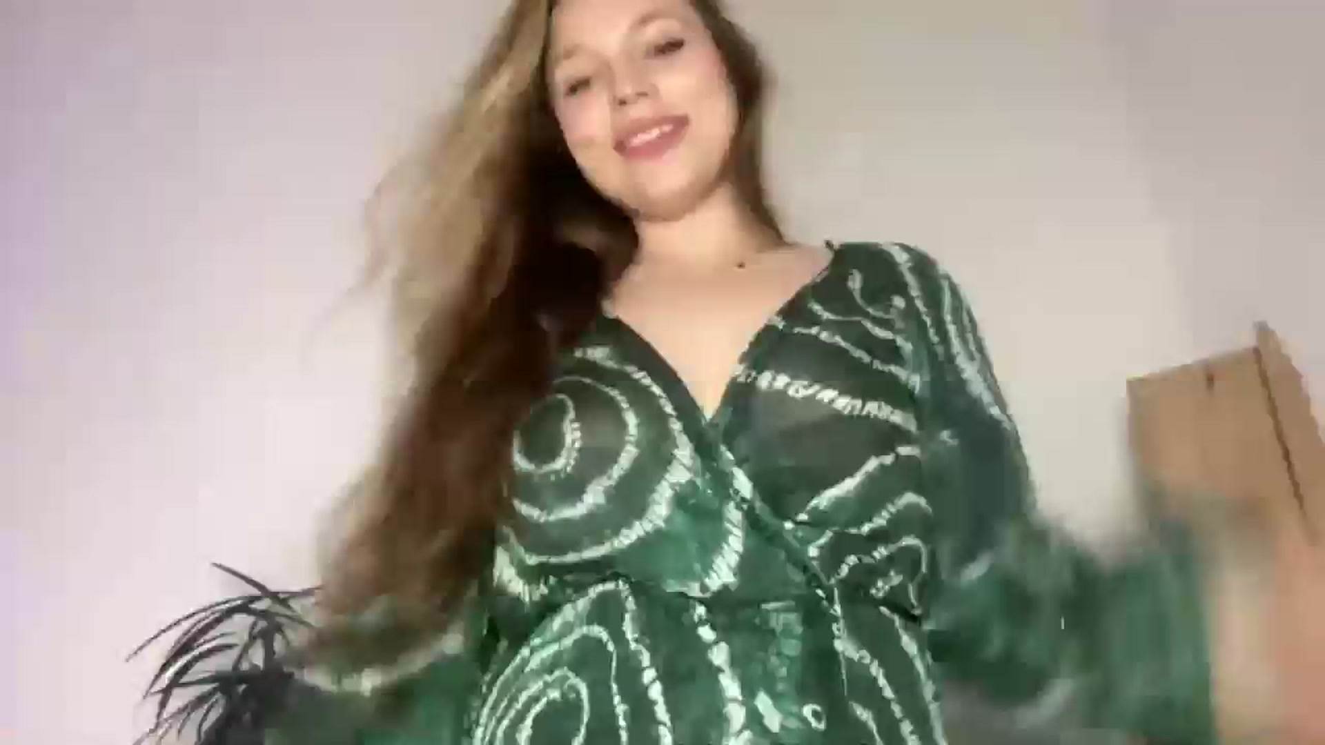 Gallery image thumbnail from SabrinaGolden's myfreecams stream on, 11/02/2025, 20:43 image 16 of 20