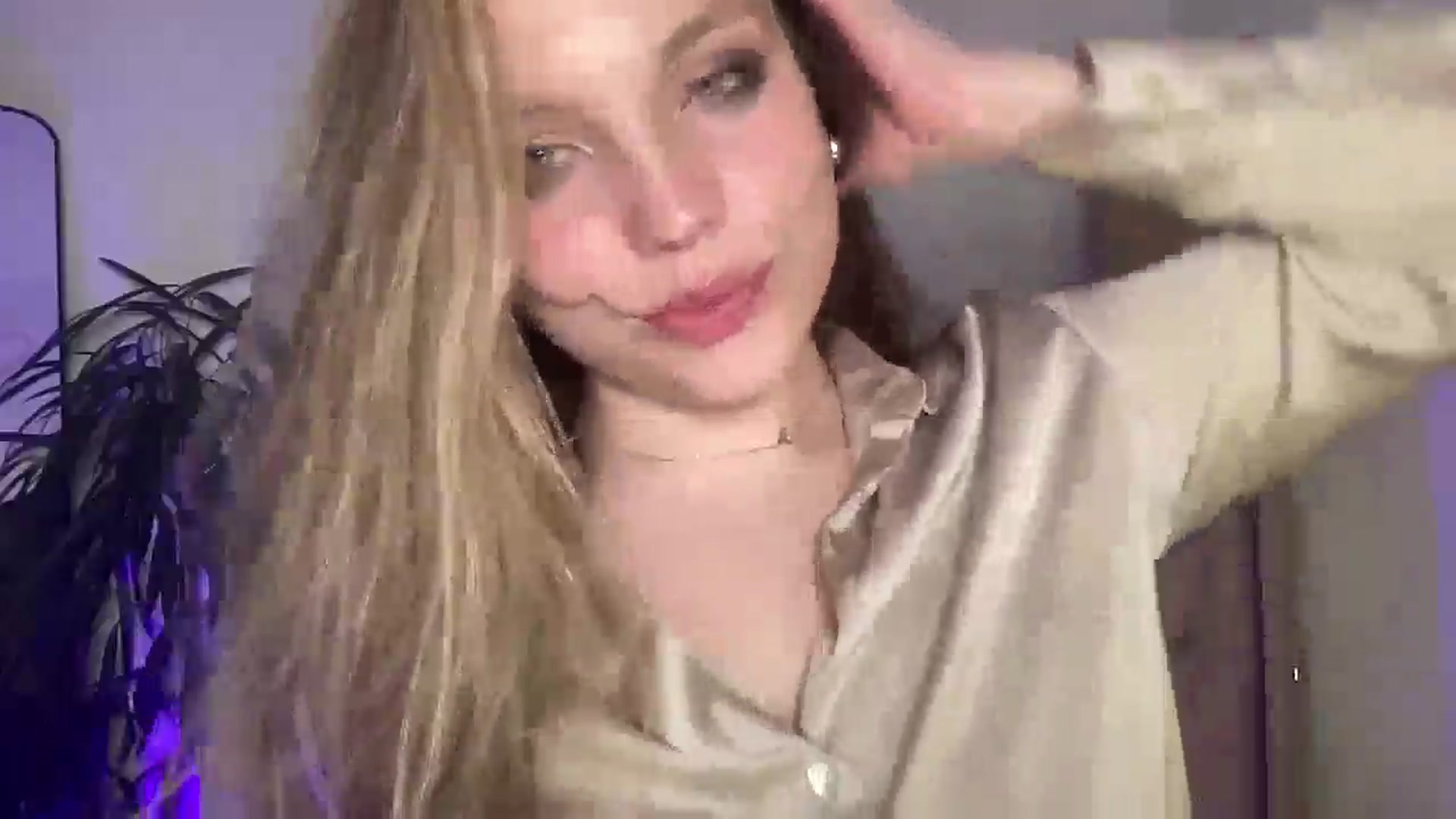 Gallery image thumbnail from SabrinaGolden's myfreecams stream on, 11/04/2025, 03:50 image 18 of 20