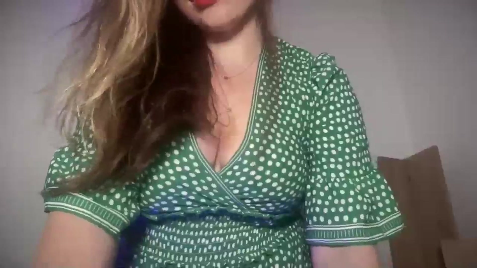 Gallery image thumbnail from SabrinaGolden's myfreecams stream on, 04/25/2026, 01:42 image 7 of 20