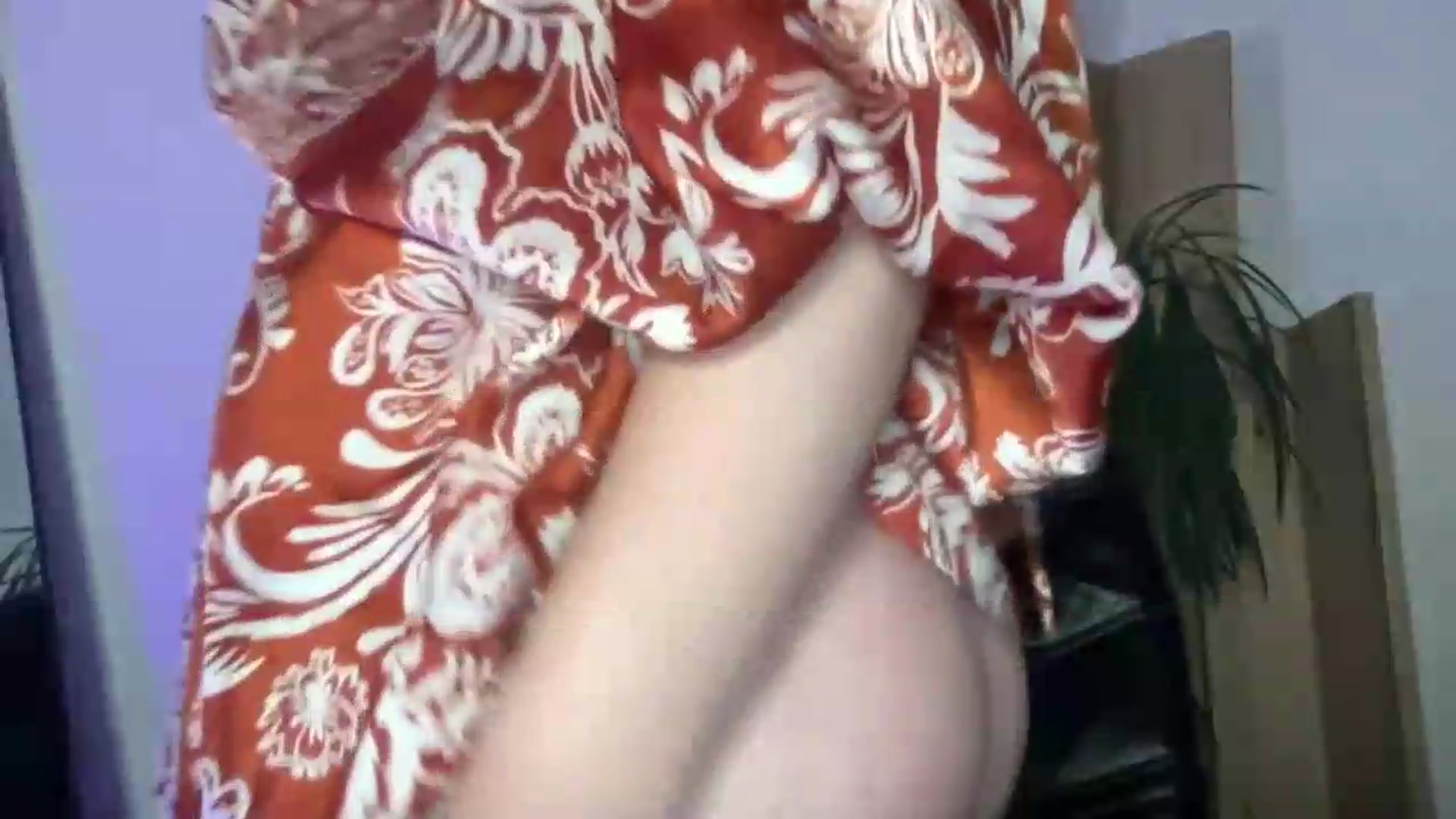 Gallery image thumbnail from SabrinaGolden's myfreecams stream on, 05/20/2026, 01:57 image 15 of 20