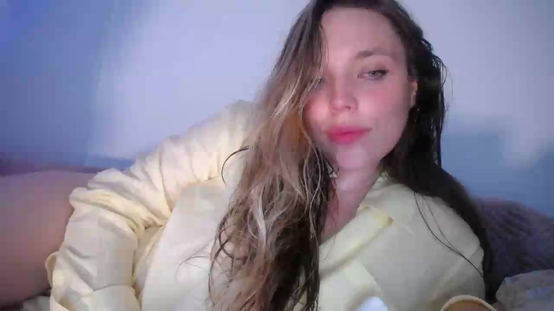 Gallery image thumbnail from SabrinaGolden's myfreecams stream on, 07/04/2026, 01:29 image 10 of 20