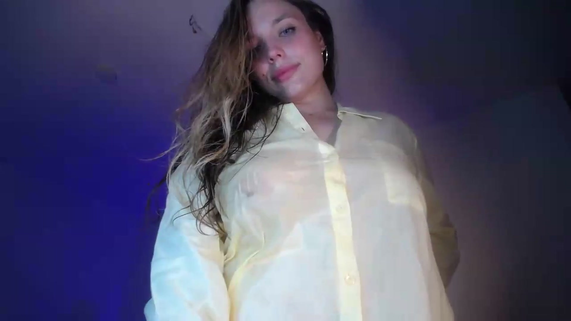 Gallery image thumbnail from SabrinaGolden's myfreecams stream on, 07/04/2026, 01:29 image 14 of 20