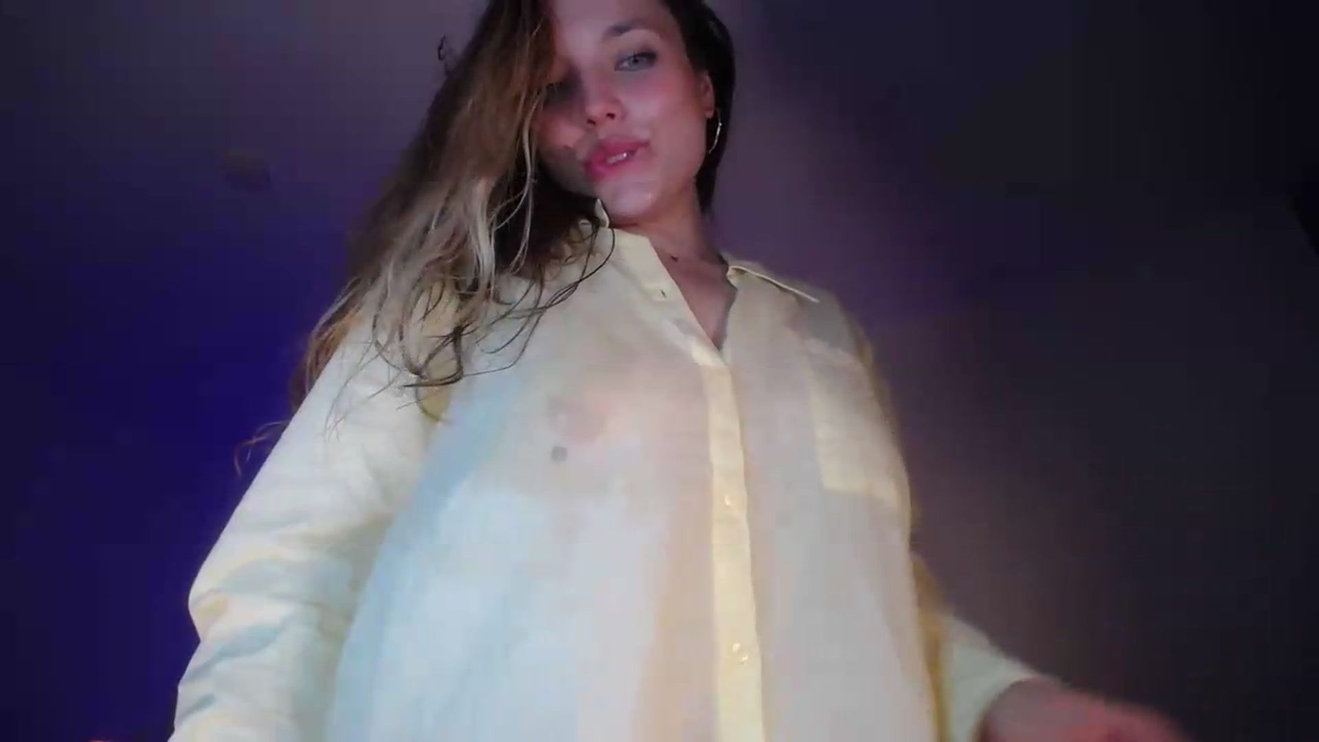 Gallery image thumbnail from SabrinaGolden's myfreecams stream on, 07/04/2026, 01:29 image 13 of 20