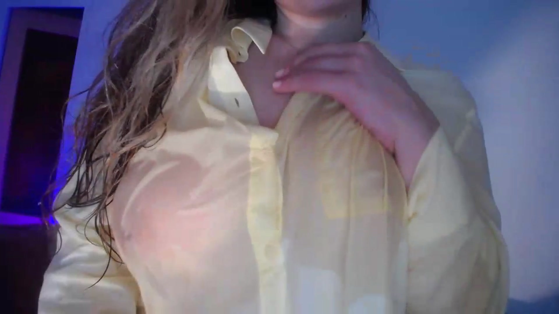 Gallery image thumbnail from SabrinaGolden's myfreecams stream on, 07/04/2026, 01:29 image 16 of 20