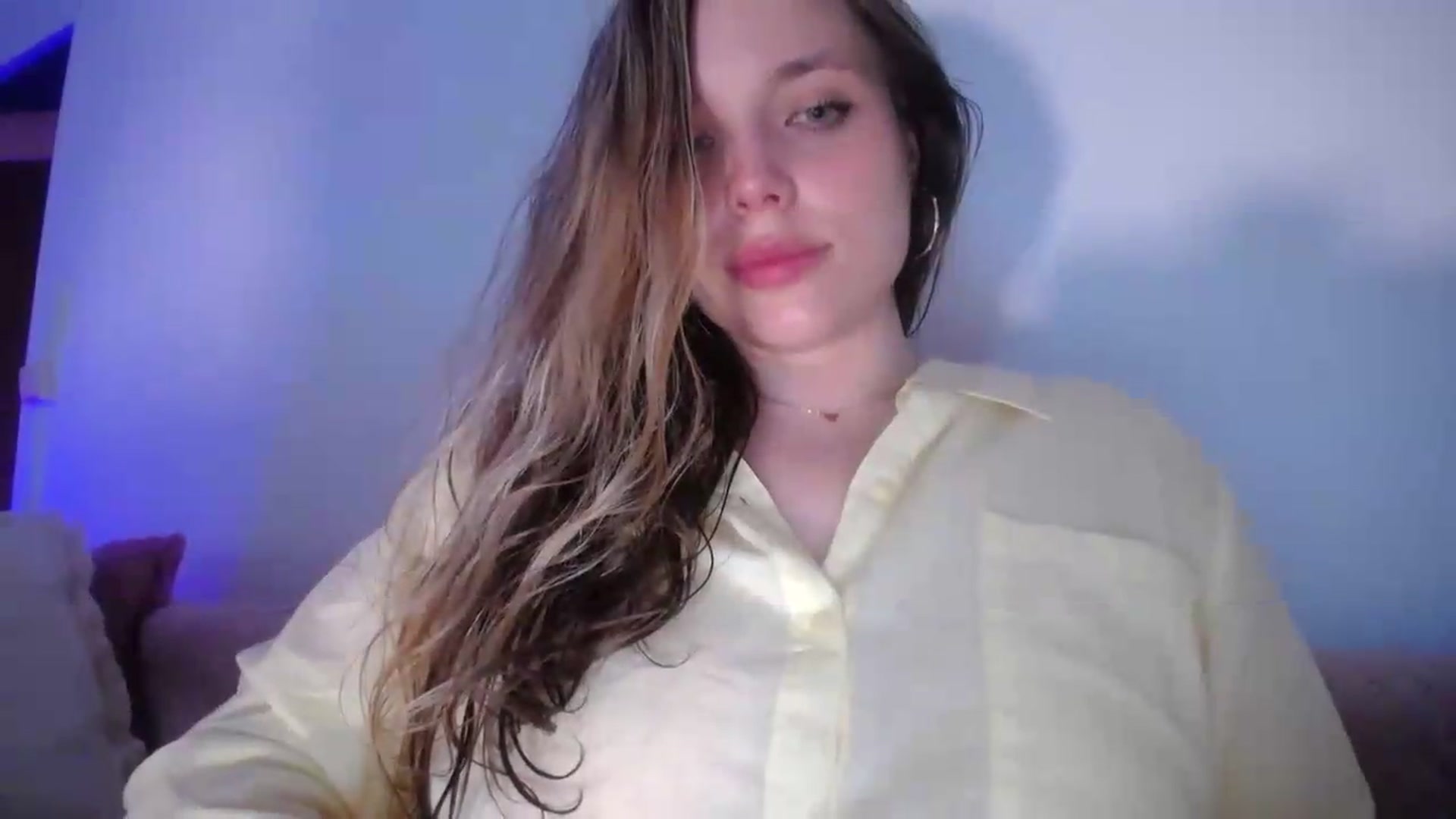 Gallery image thumbnail from SabrinaGolden's myfreecams stream on, 07/04/2026, 01:29 image 8 of 20