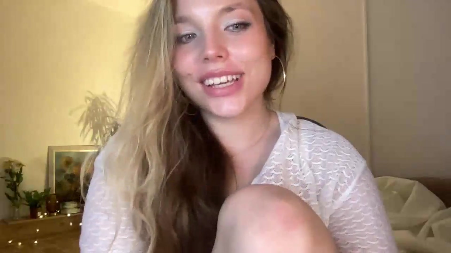 Gallery image thumbnail from SabrinaGolden's myfreecams stream on, 07/04/2026, 23:22 image 19 of 20