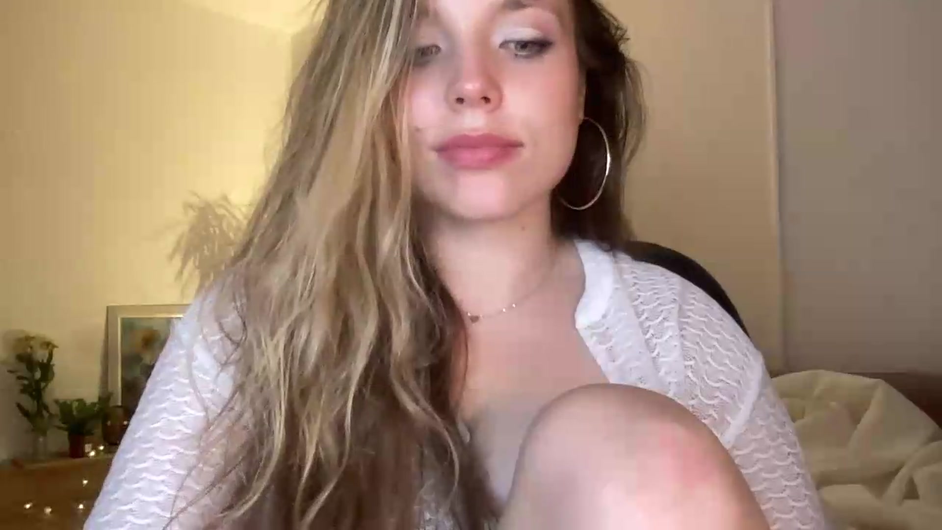 Gallery image thumbnail from SabrinaGolden's myfreecams stream on, 07/04/2026, 23:22 image 15 of 20