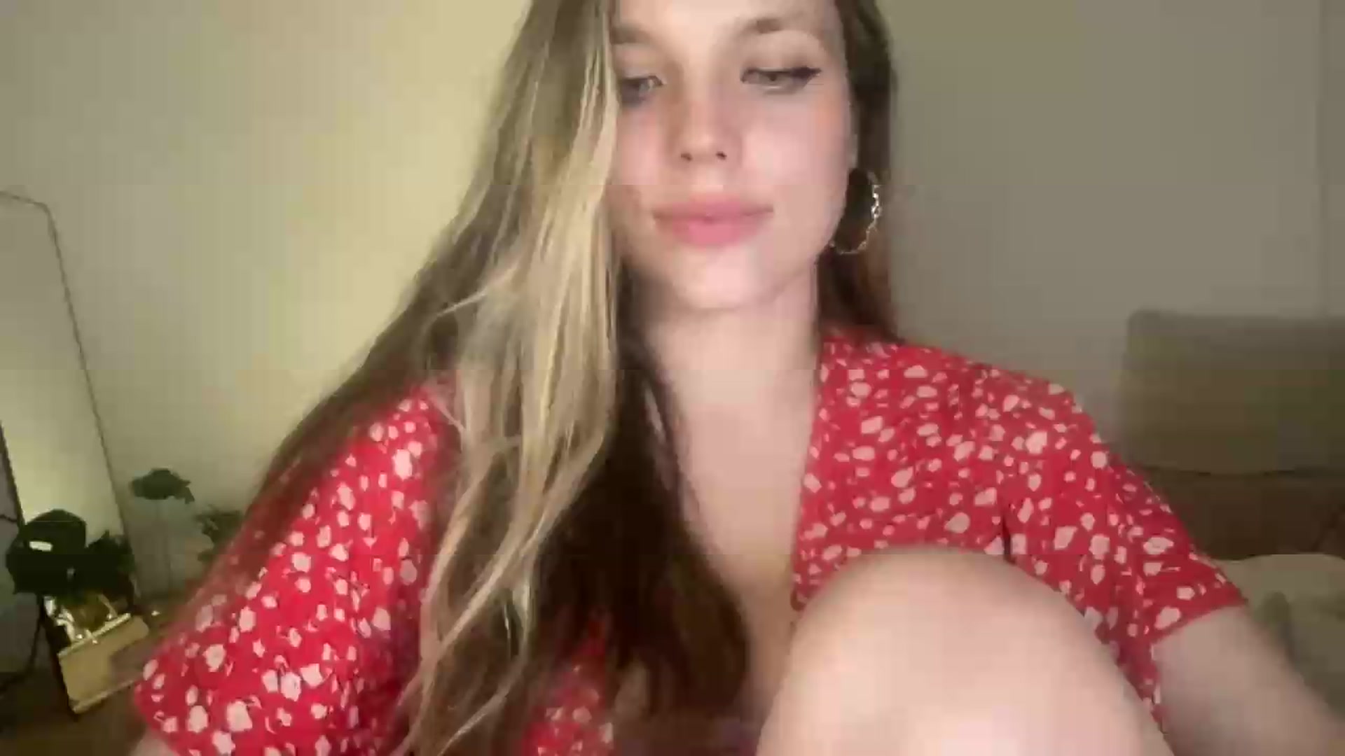 Gallery image thumbnail from SabrinaGolden's myfreecams stream on, 07/22/2026, 03:08 image 1 of 20