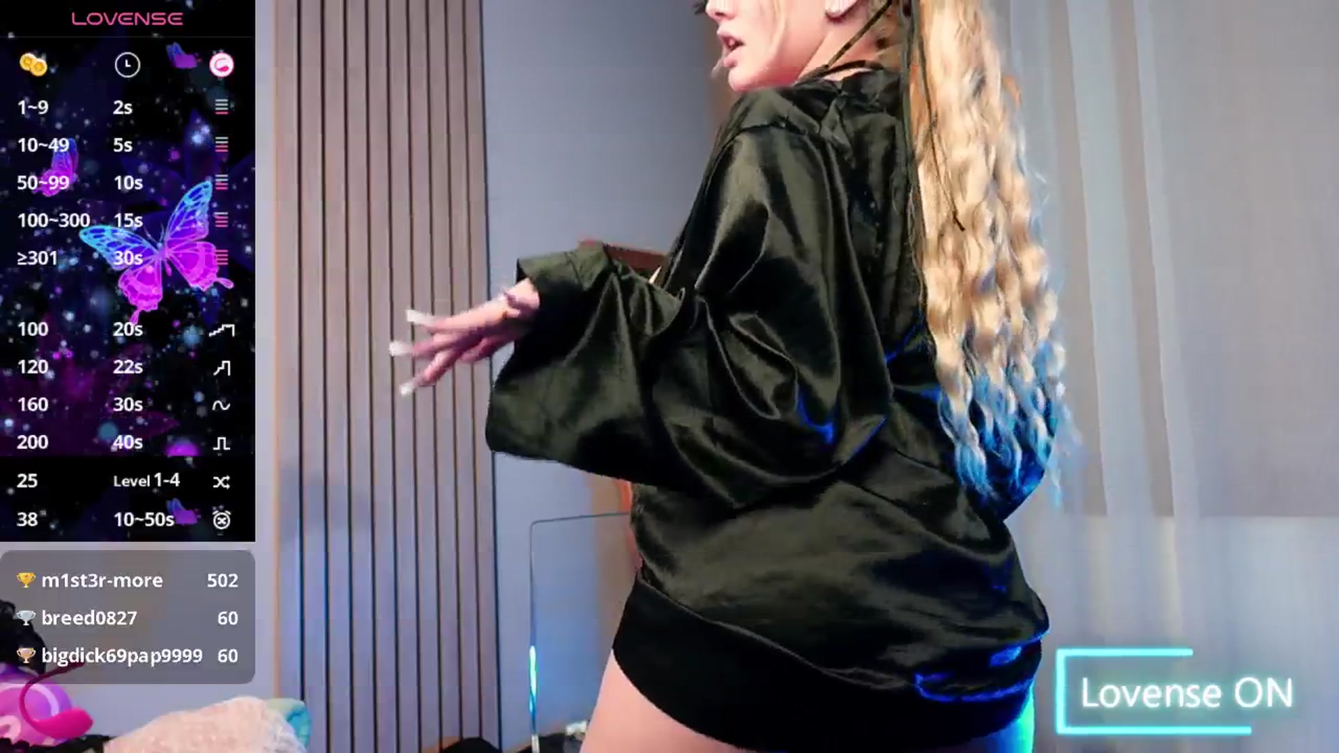 Gallery image thumbnail from SabrinaJayde's myfreecams stream on, 03/20/2025, 16:52 image 14 of 20