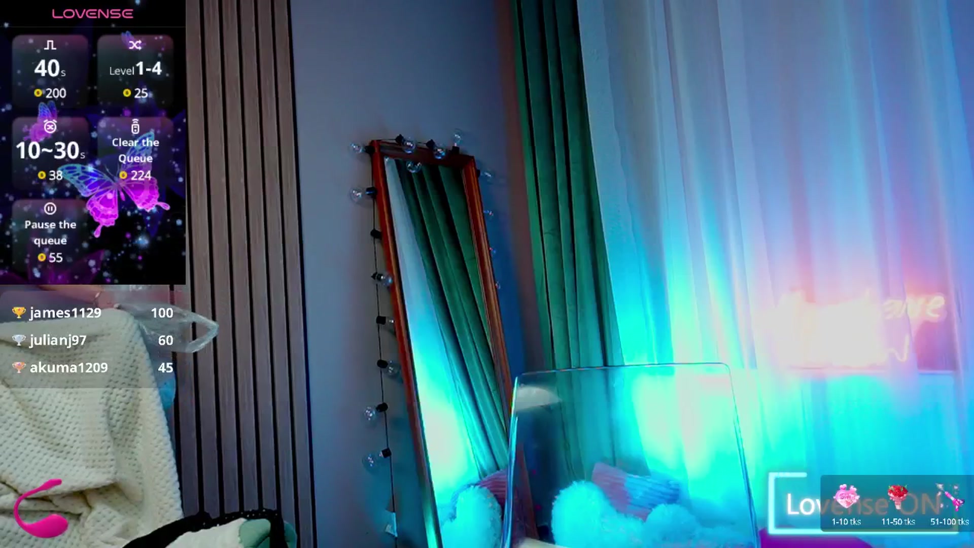 Gallery image thumbnail from SabrinaJayde's myfreecams stream on, 06/07/2025, 15:32 image 8 of 20