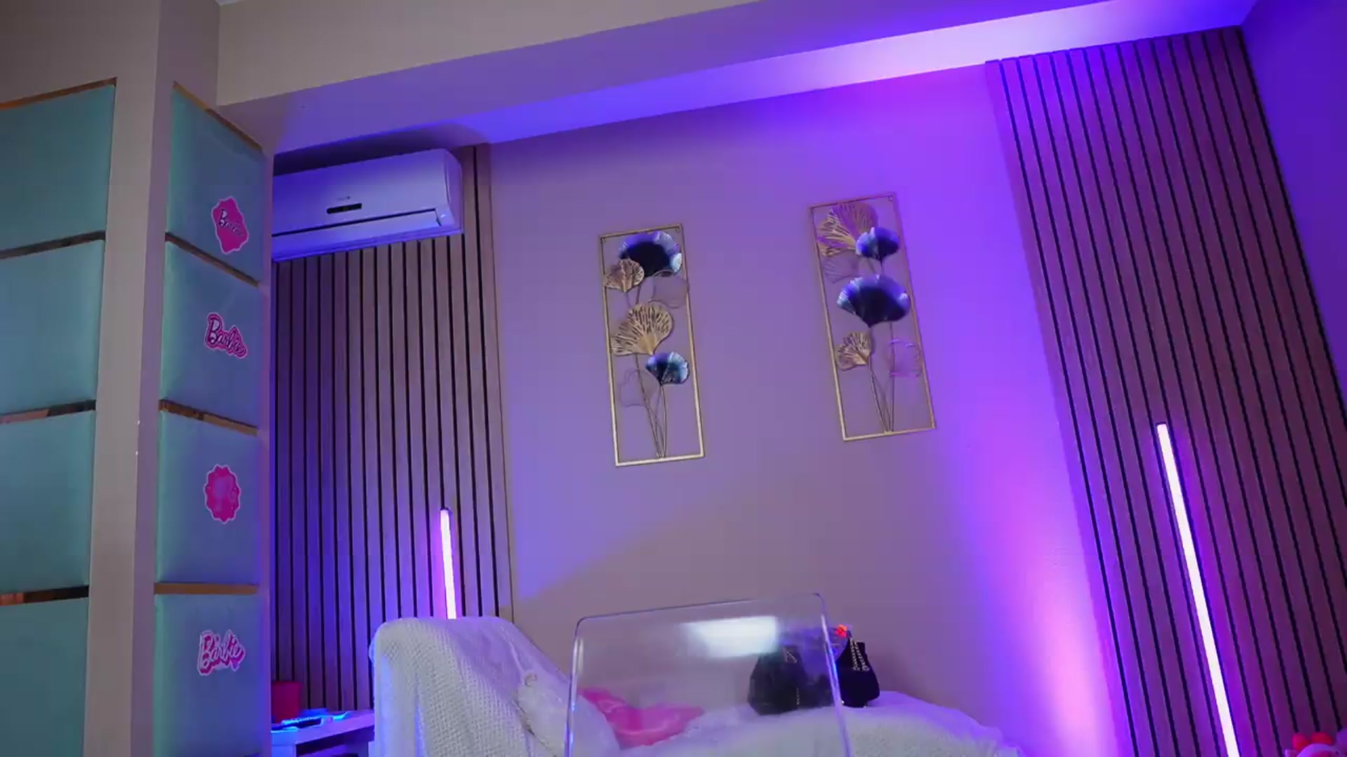 Gallery image thumbnail from SabrinaJayde's myfreecams stream on, 06/08/2026, 11:41 image 19 of 20