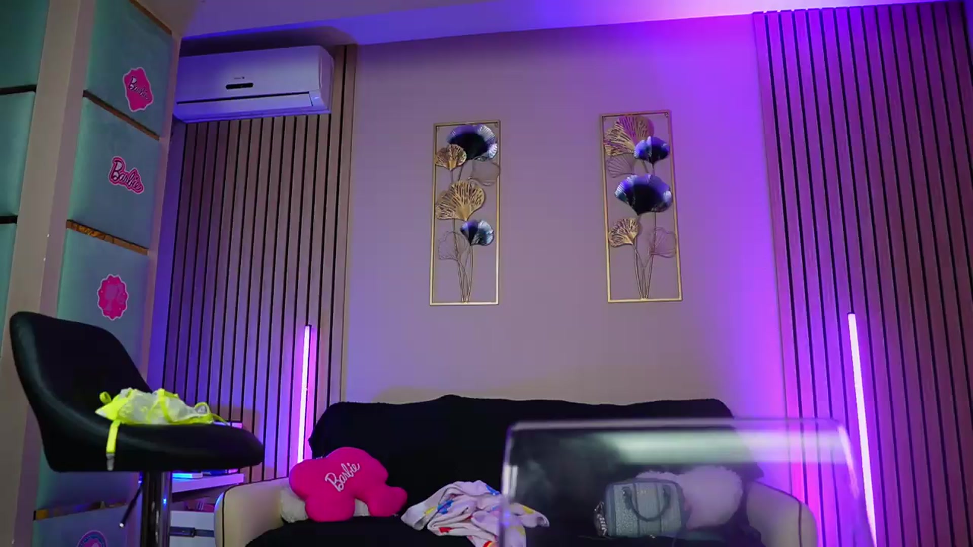 Gallery image thumbnail from SabrinaJayde's myfreecams stream on, 08/05/2026, 09:18 image 5 of 20