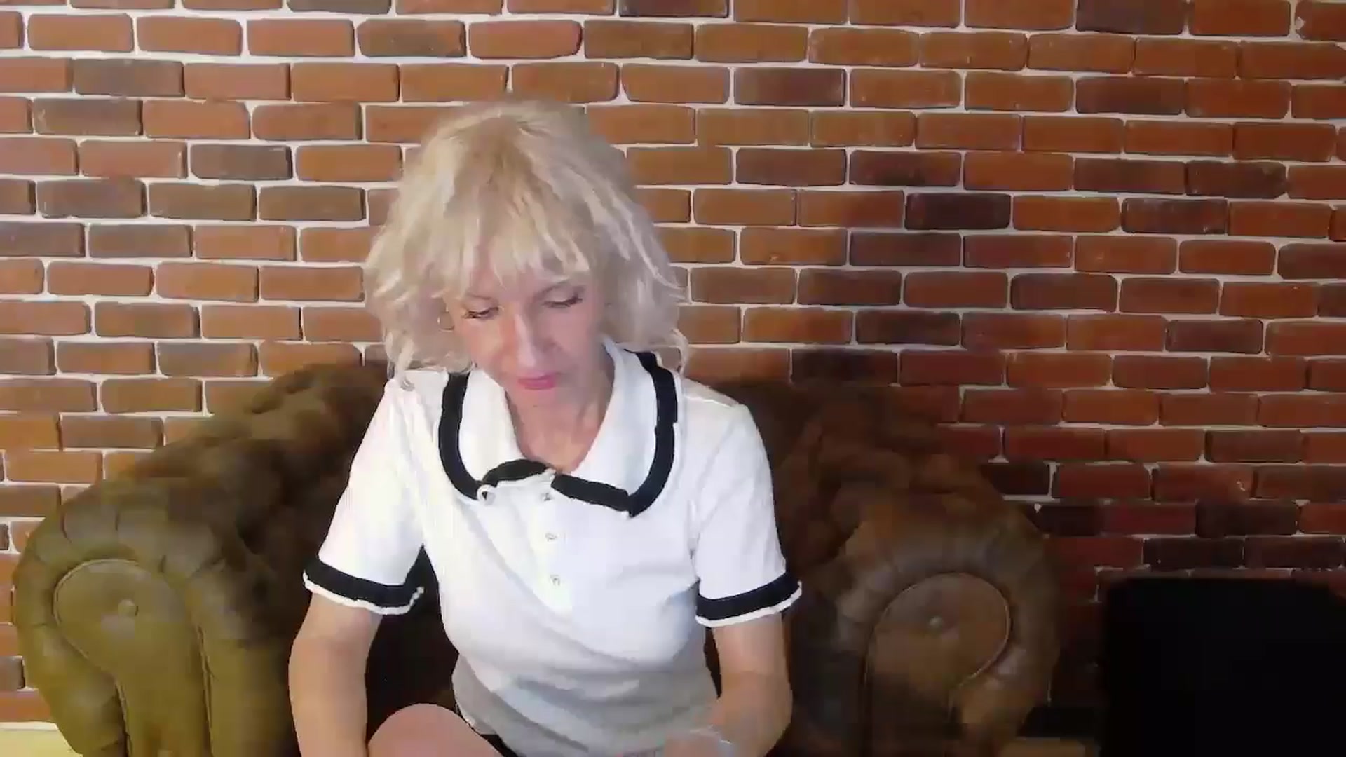 Gallery image thumbnail from SabrinaMystiq's myfreecams stream on, 10/14/2025, 01:46 image 18 of 20