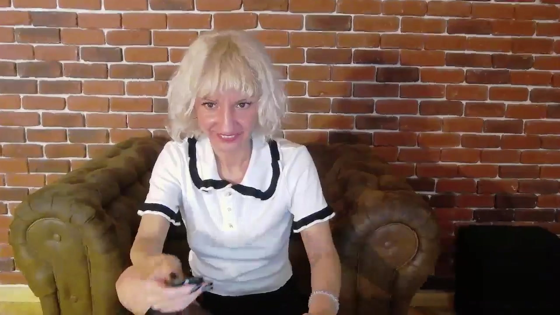 Gallery image thumbnail from SabrinaMystiq's myfreecams stream on, 10/14/2025, 01:46 image 5 of 20