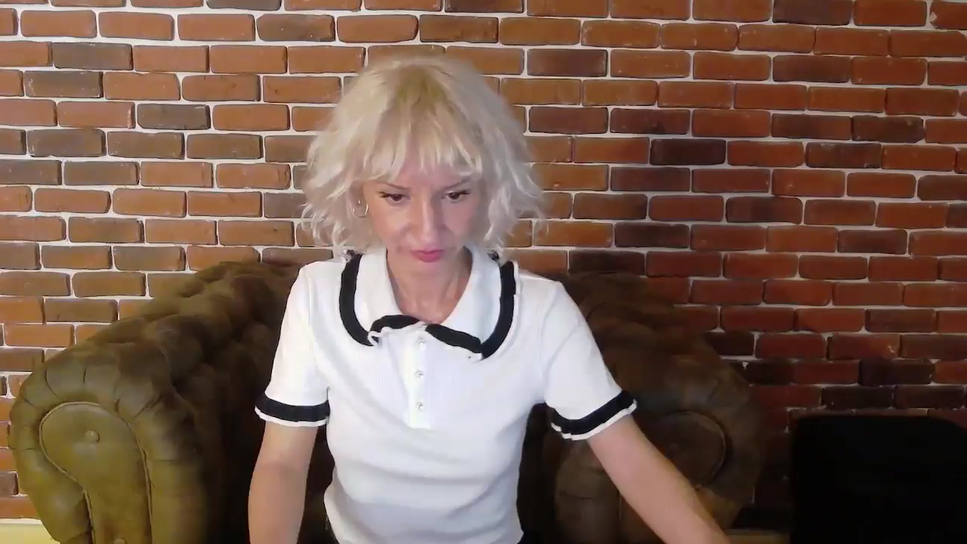 Gallery image thumbnail from SabrinaMystiq's myfreecams stream on, 10/14/2025, 01:46 image 19 of 20