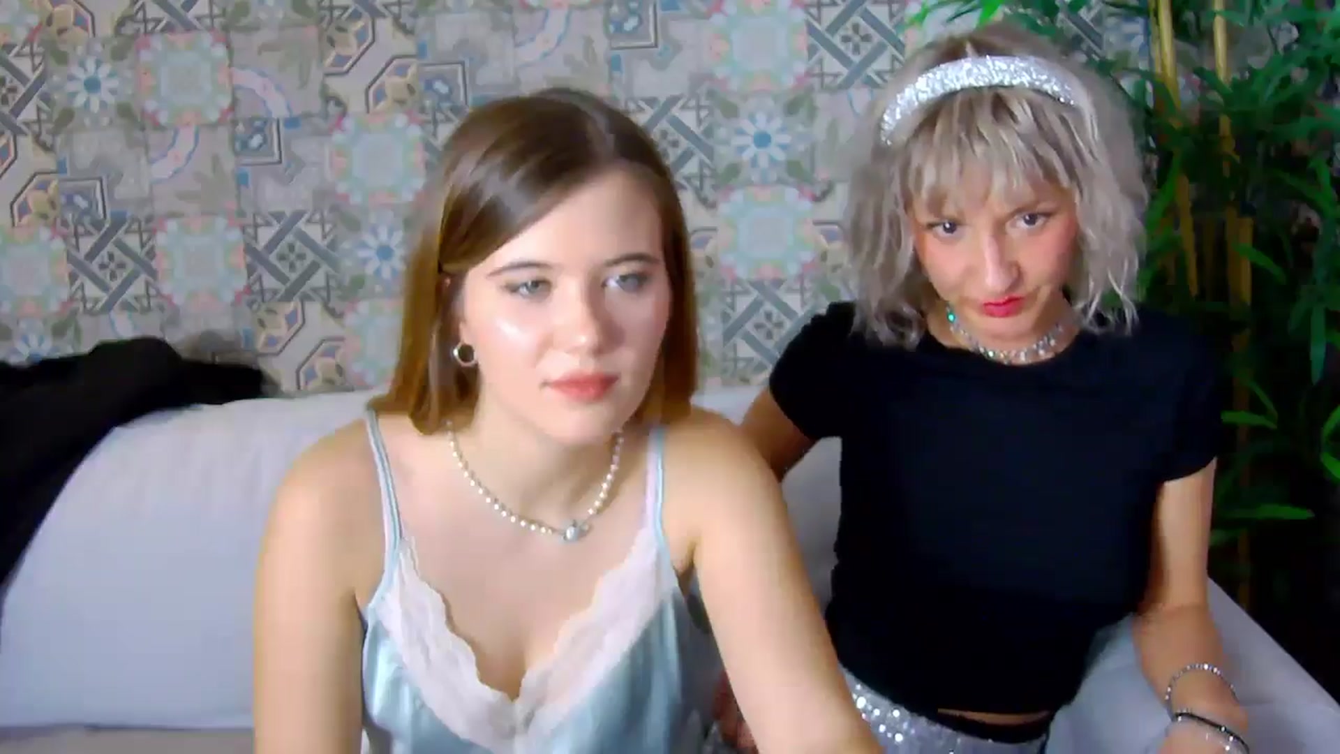 Gallery image thumbnail from SabrinaMystiq's myfreecams stream on, 11/22/2025, 22:05 image 14 of 20
