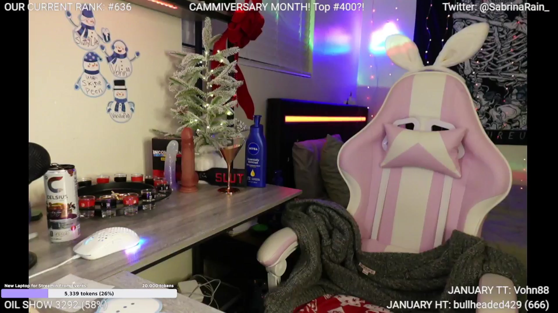Gallery image thumbnail from SabrinaRain's myfreecams stream on, 01/03/2025, 02:03 image 3 of 20