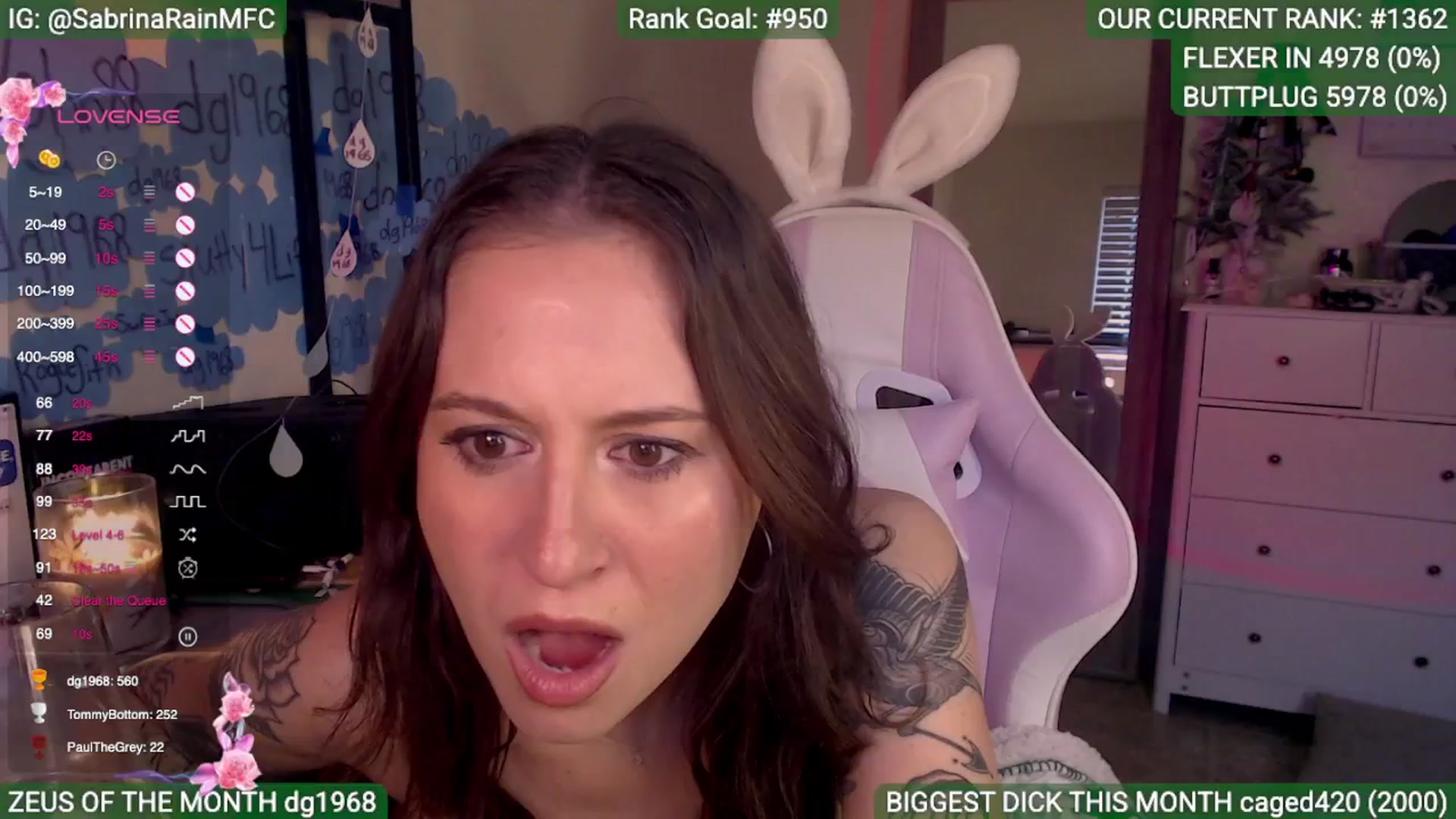 Gallery image thumbnail from SabrinaRain's myfreecams stream on, 04/29/2025, 02:02 image 9 of 20