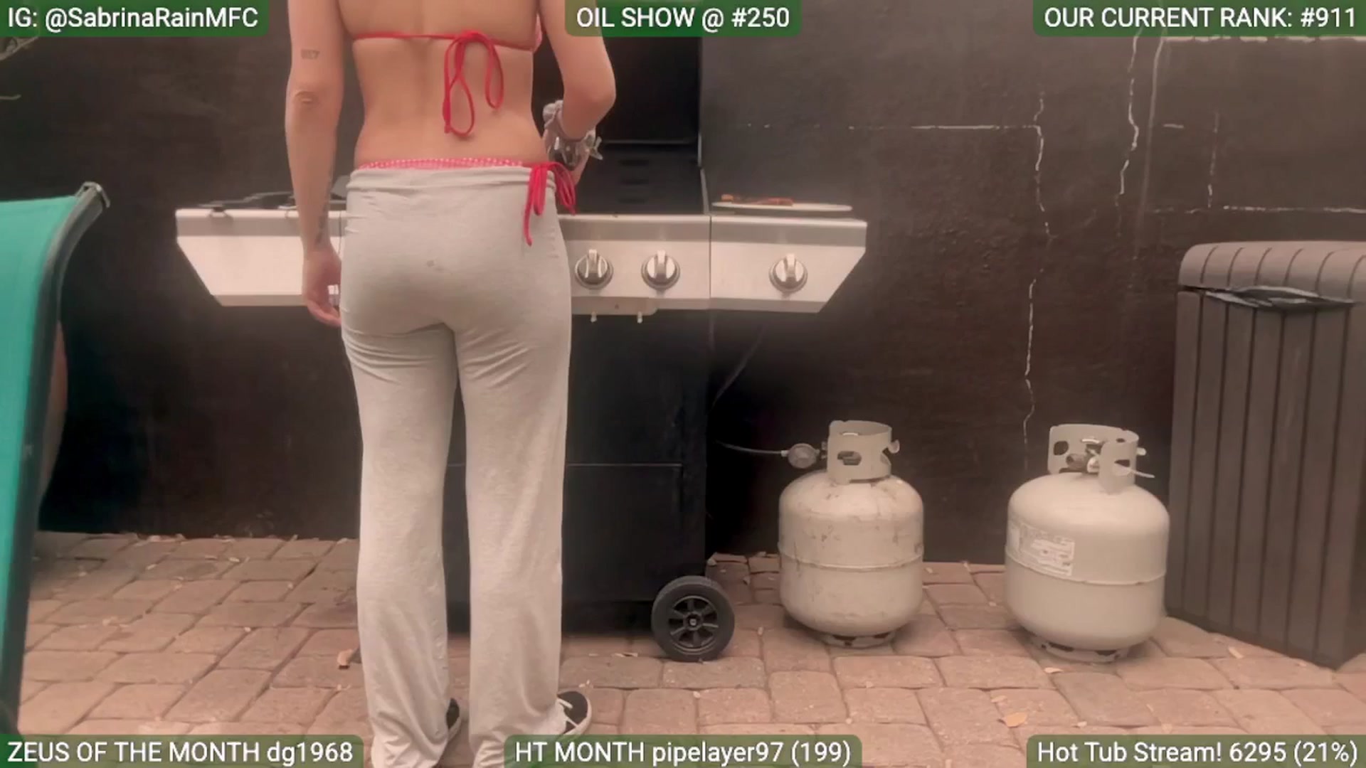 Gallery image thumbnail from SabrinaRain's myfreecams stream on, 05/03/2025, 01:58 image 16 of 20