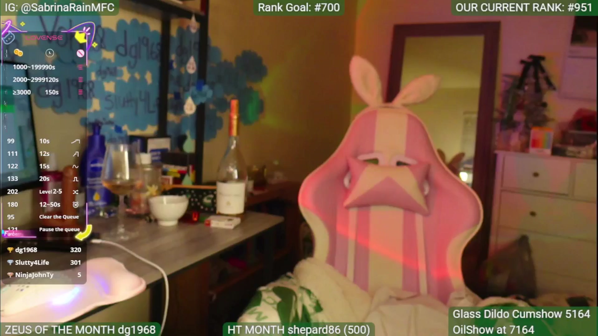Gallery image thumbnail from SabrinaRain's myfreecams stream on, 05/07/2025, 04:16 image 10 of 20