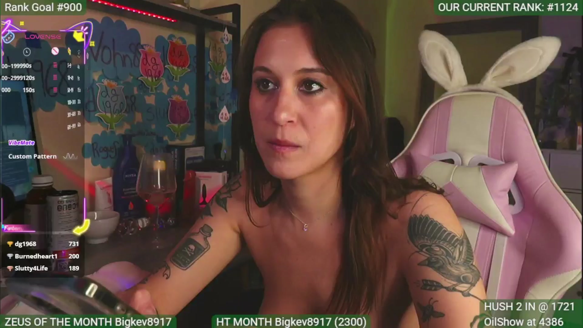 Gallery image thumbnail from SabrinaRain's myfreecams stream on, 05/14/2025, 04:24 image 10 of 20