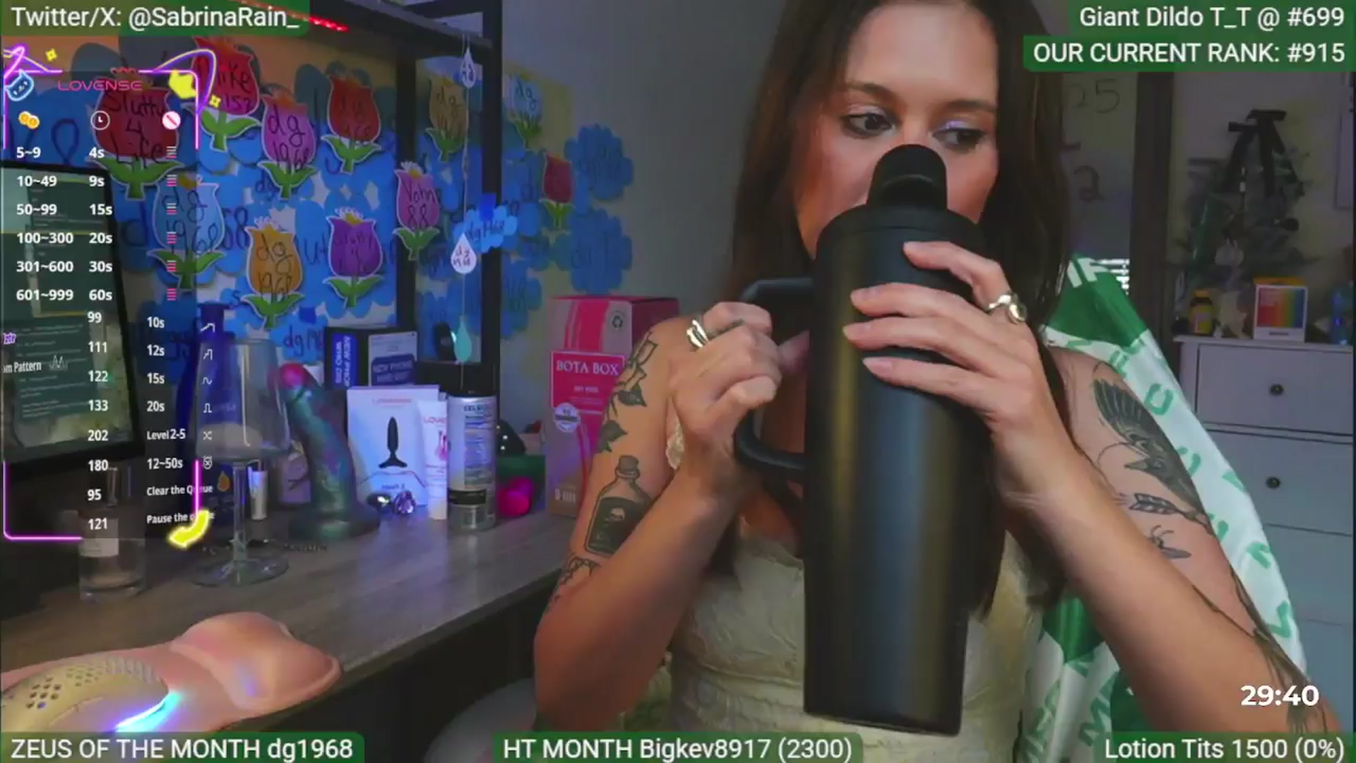 Gallery image thumbnail from SabrinaRain's myfreecams stream on, 05/18/2025, 03:28 image 1 of 20