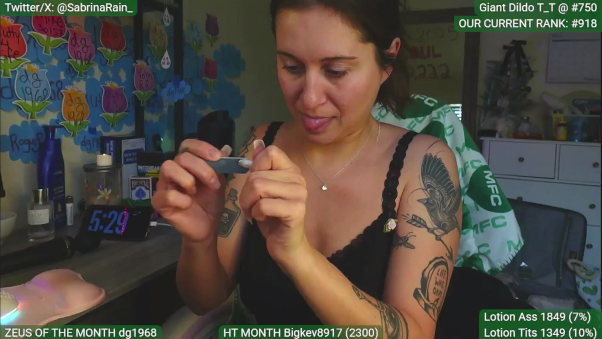 Gallery image thumbnail from SabrinaRain's myfreecams stream on, 05/19/2025, 01:26 image 8 of 20