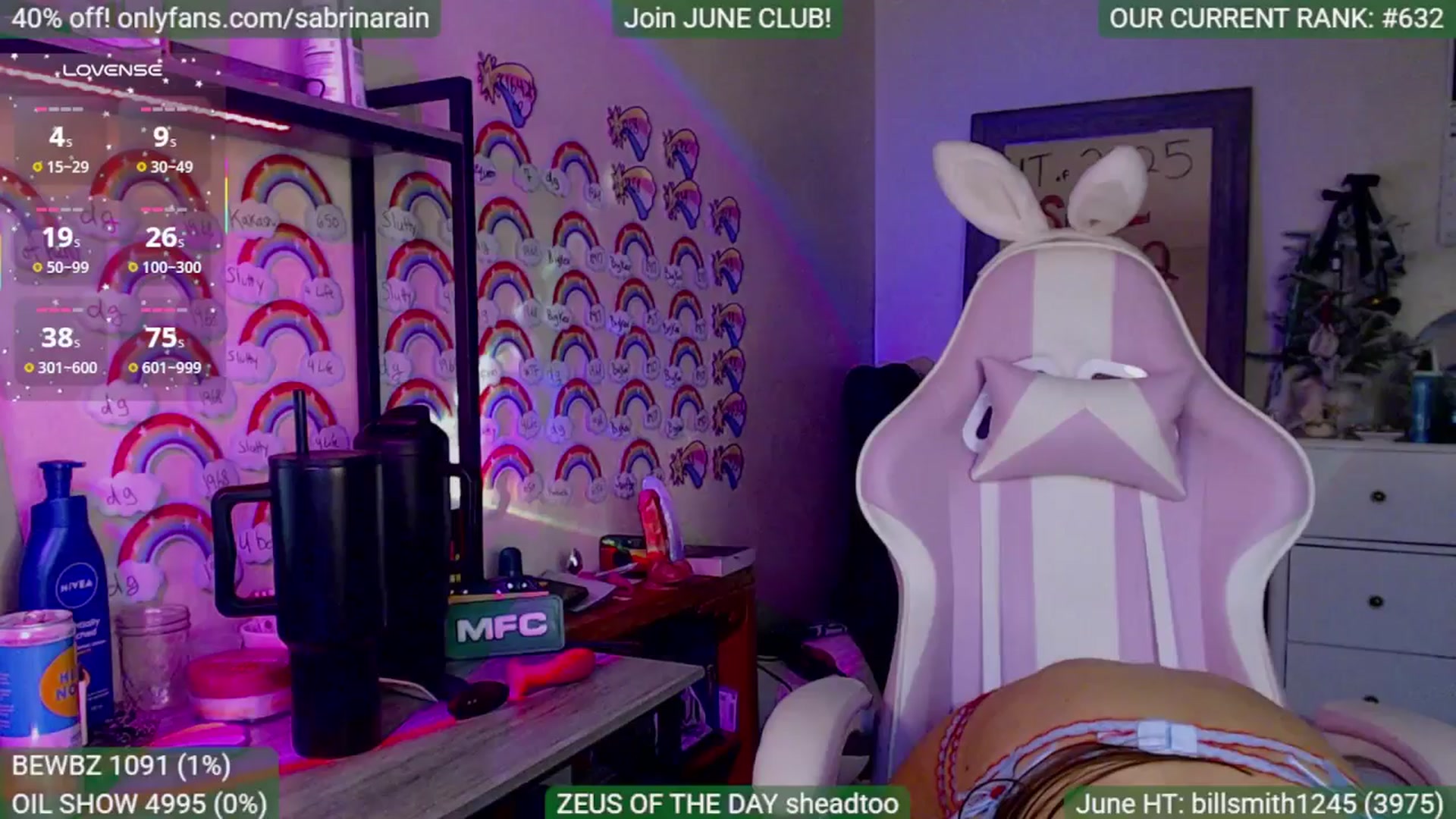 Gallery image thumbnail from SabrinaRain's myfreecams stream on, 06/16/2025, 03:11 image 6 of 20