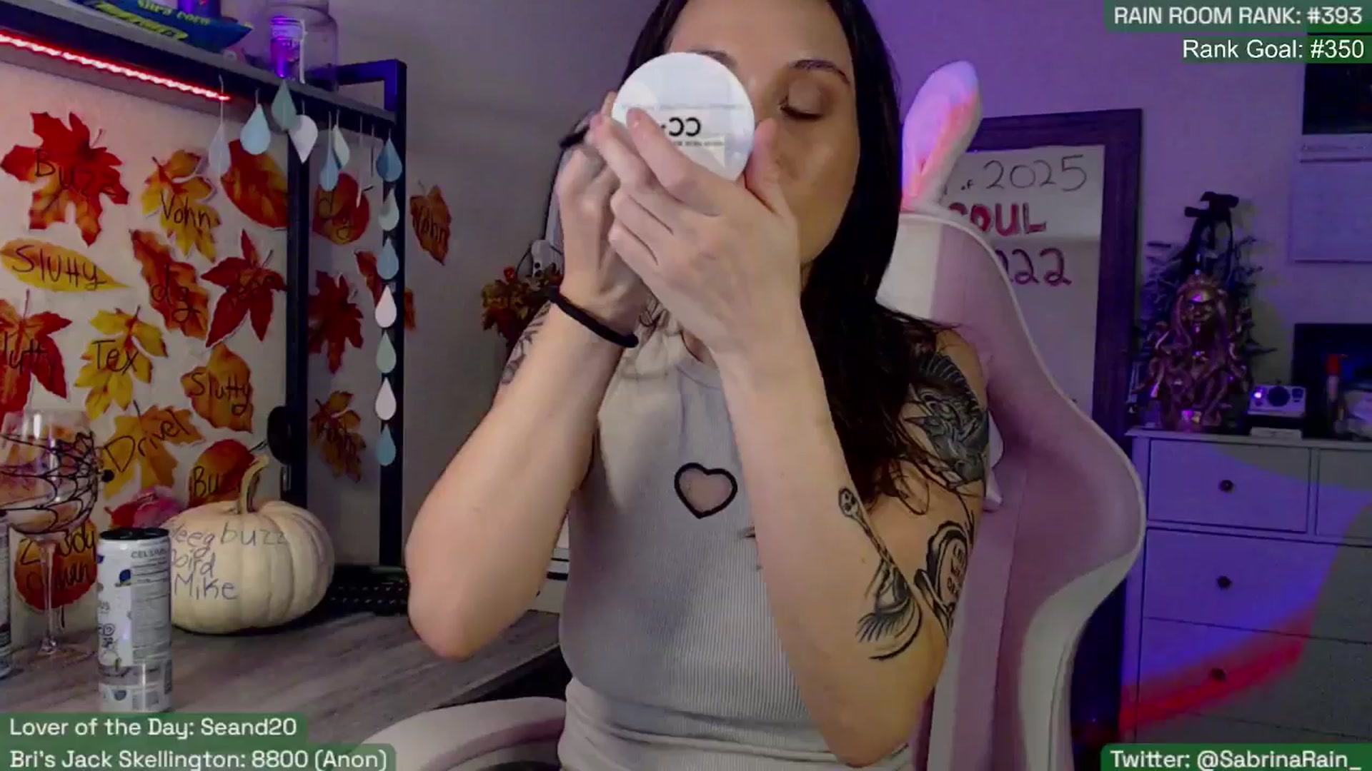 Gallery image thumbnail from SabrinaRain's myfreecams stream on, 10/28/2025, 24:30 image 7 of 20