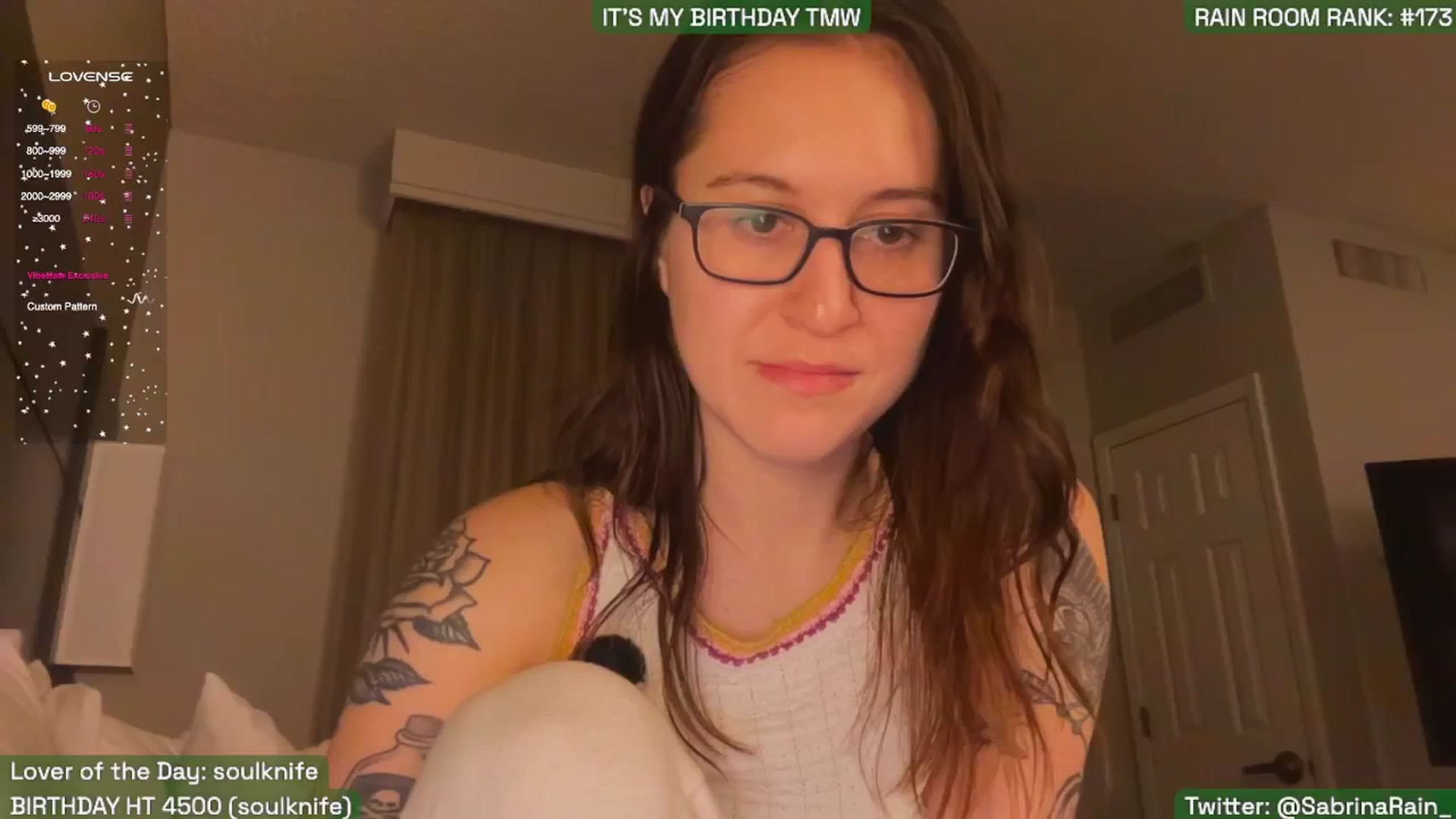Gallery image thumbnail from SabrinaRain's myfreecams stream on, 11/03/2025, 04:26 image 3 of 20