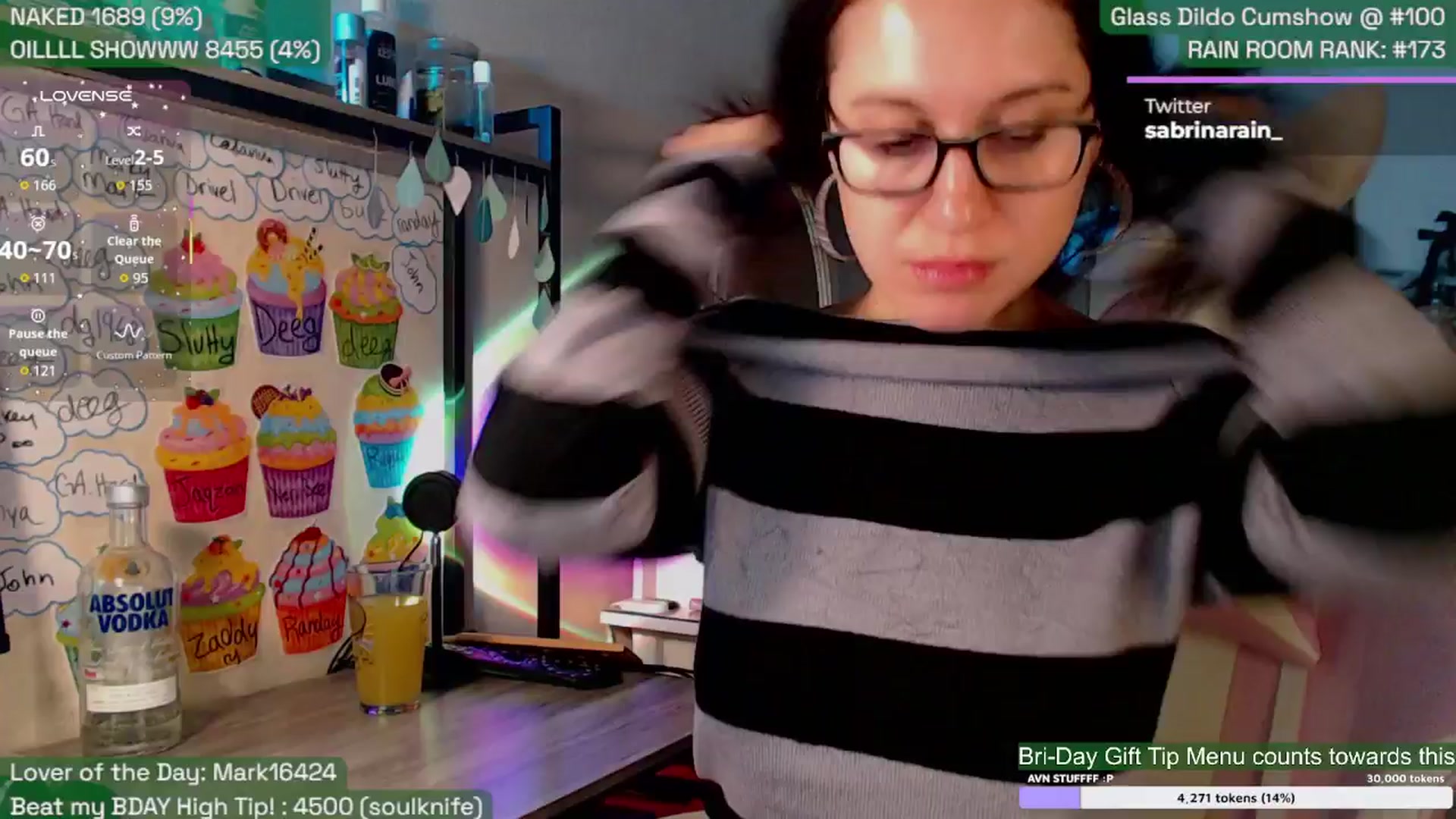 Gallery image thumbnail from SabrinaRain's myfreecams stream on, 11/18/2025, 05:05 image 4 of 20
