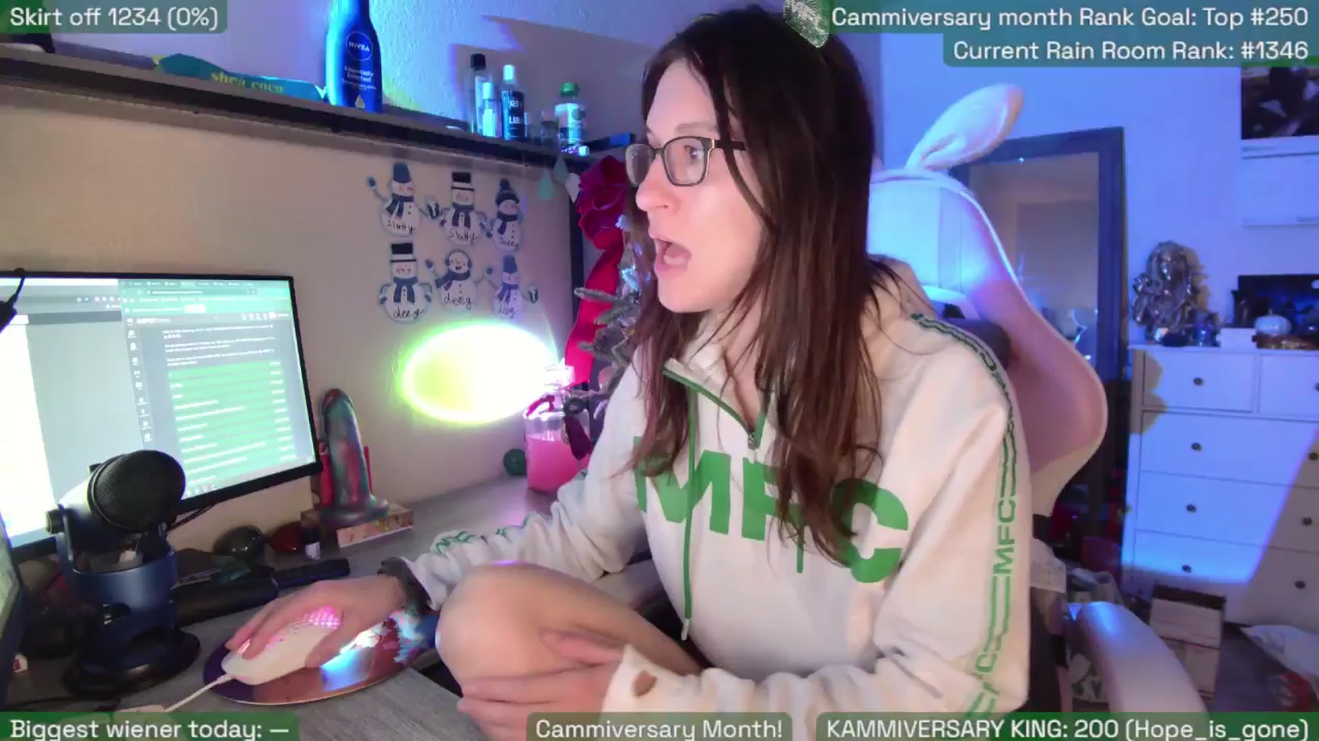 Gallery image thumbnail from SabrinaRain's myfreecams stream on, 01/04/2026, 02:24 image 1 of 20