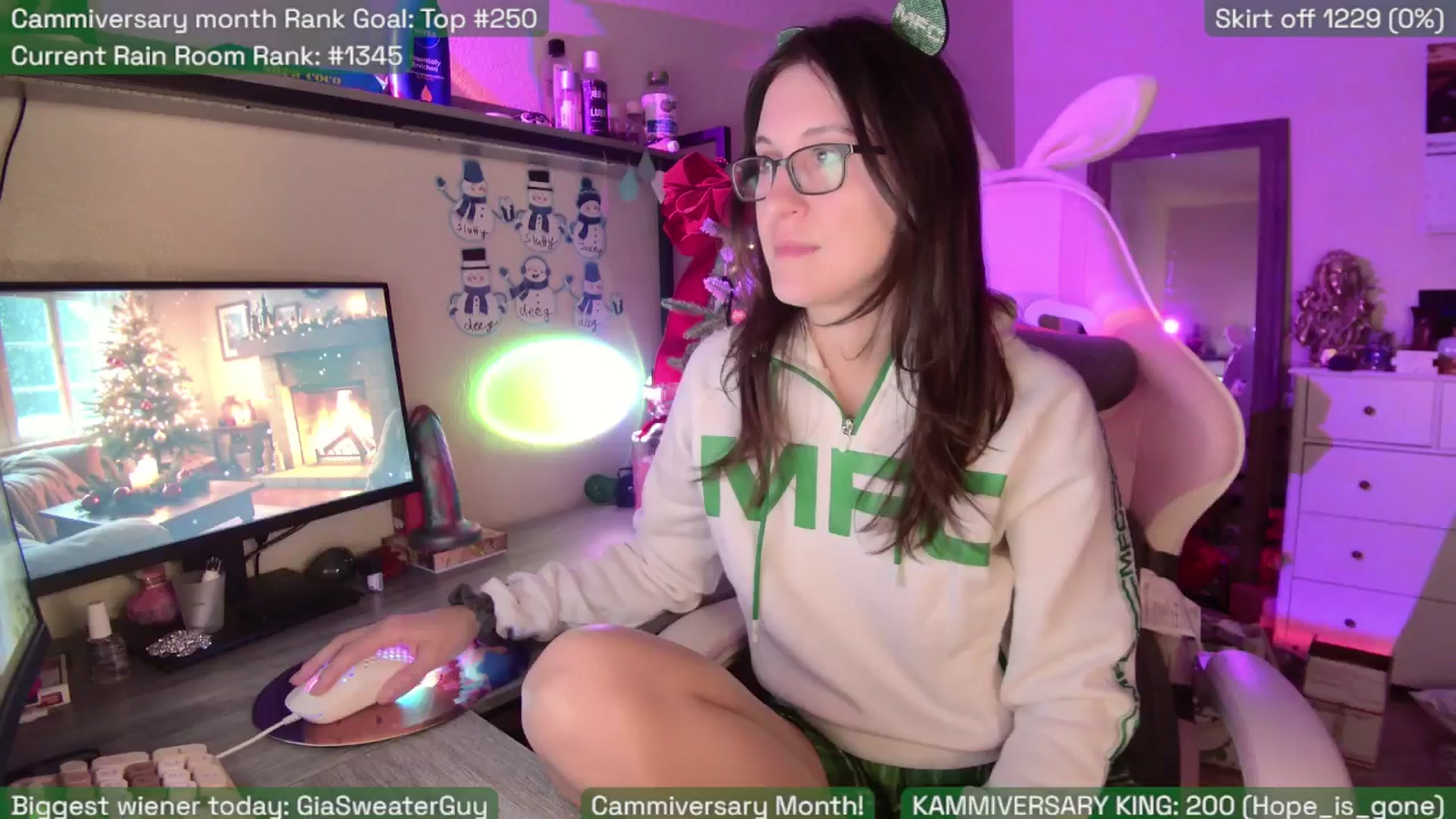 Gallery image thumbnail from SabrinaRain's myfreecams stream on, 01/04/2026, 02:24 image 13 of 20
