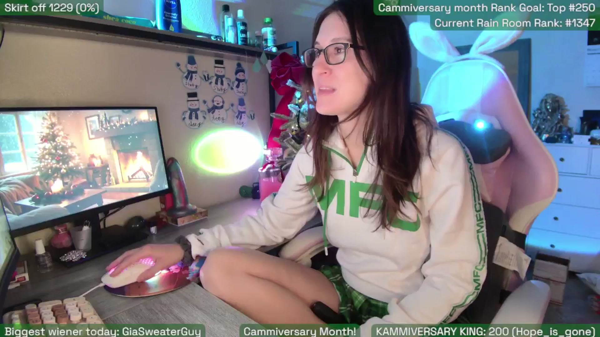 Gallery image thumbnail from SabrinaRain's myfreecams stream on, 01/04/2026, 02:24 image 9 of 20