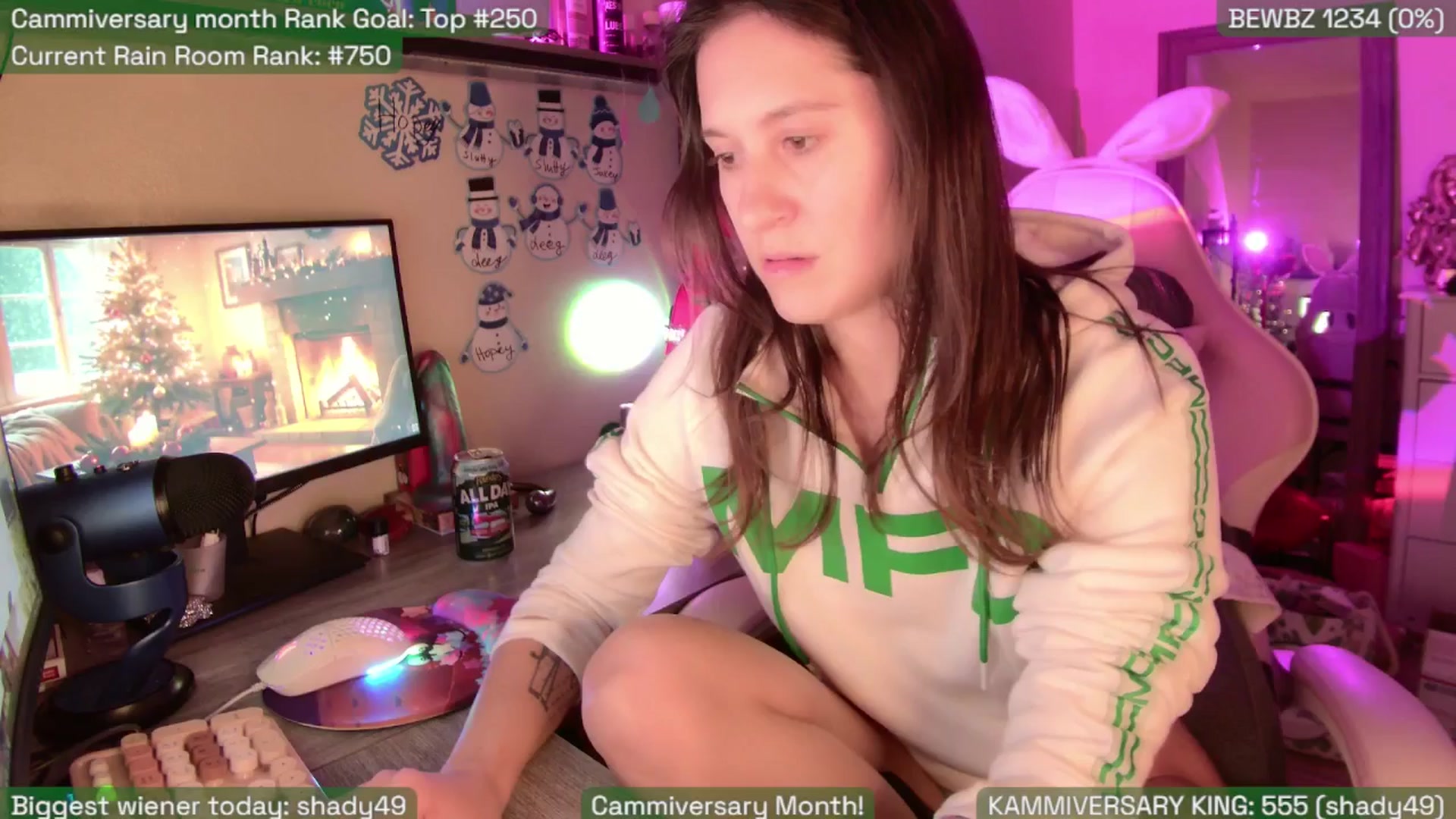 Gallery image thumbnail from SabrinaRain's myfreecams stream on, 01/04/2026, 04:39 image 8 of 20