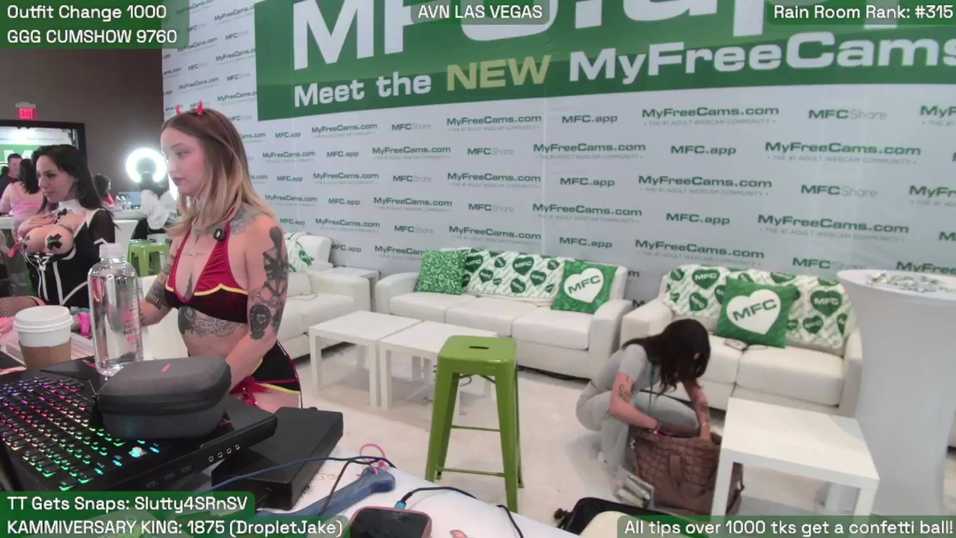 Gallery image thumbnail from SabrinaRain's myfreecams stream on, 01/23/2026, 22:28 image 14 of 20
