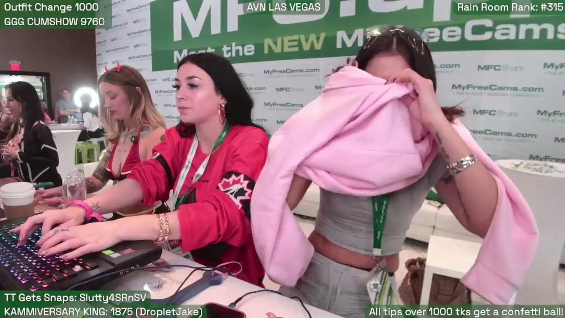 Gallery image thumbnail from SabrinaRain's myfreecams stream on, 01/23/2026, 22:28 image 9 of 20