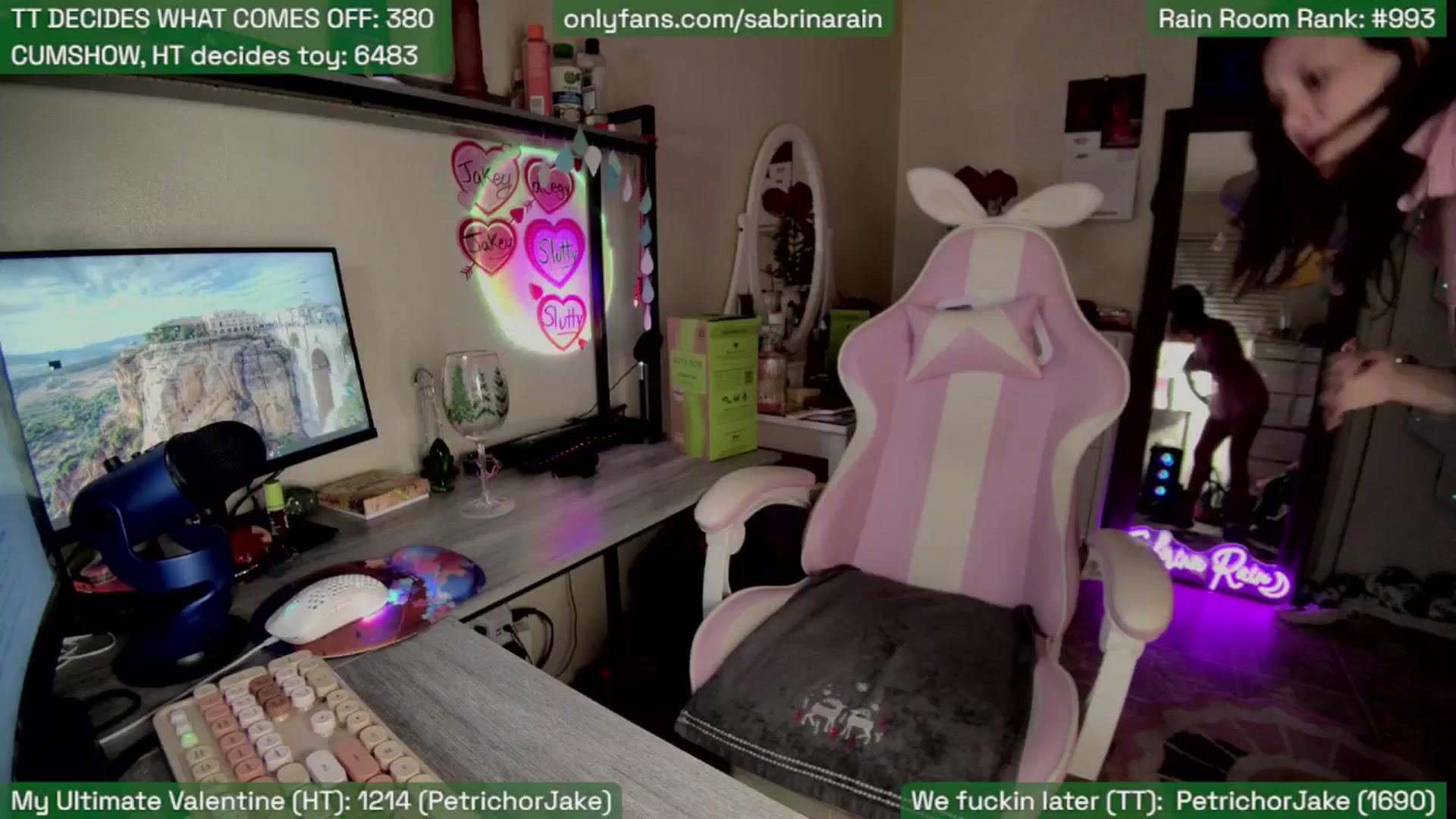 Gallery image thumbnail from SabrinaRain's myfreecams stream on, 02/04/2026, 06:04 image 18 of 20